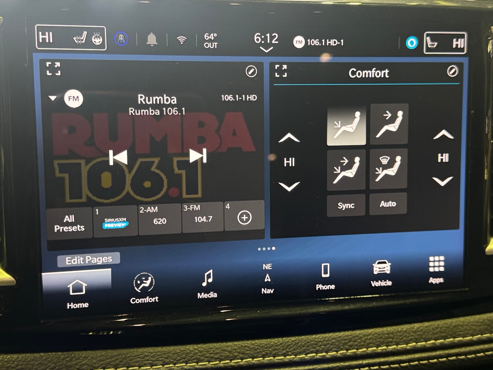 Thumbnail: 2024 Chrysler Pacifica - 3