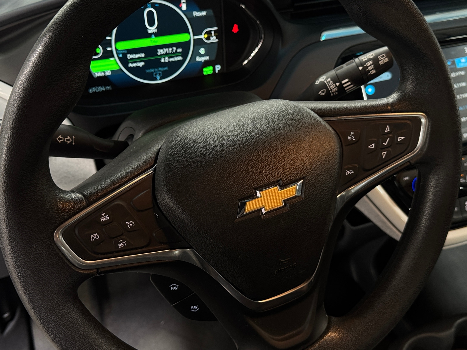 Thumbnail: 2018 Chevrolet Bolt EV - 5