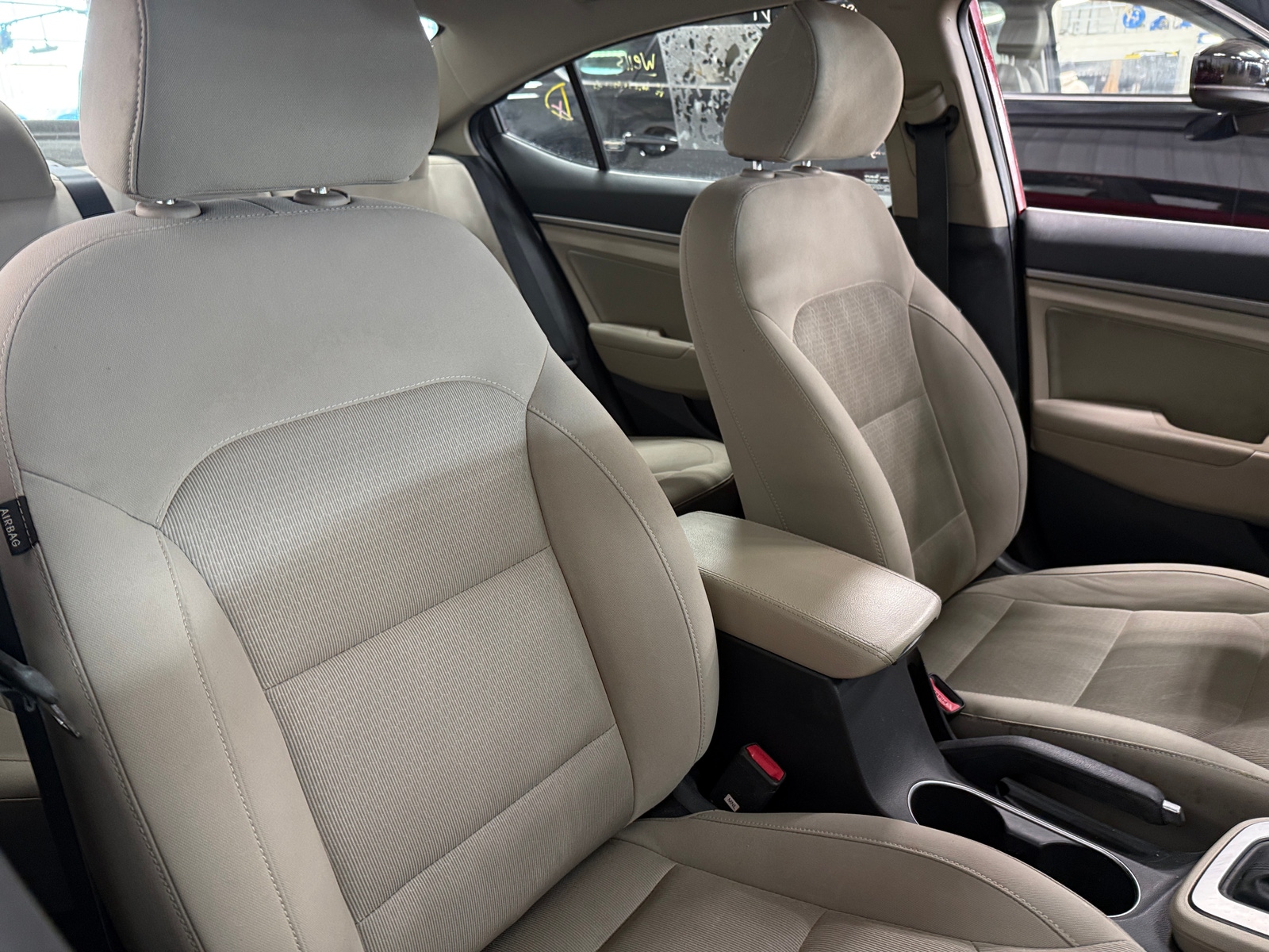 Thumbnail: 2017 Hyundai Elantra - 2