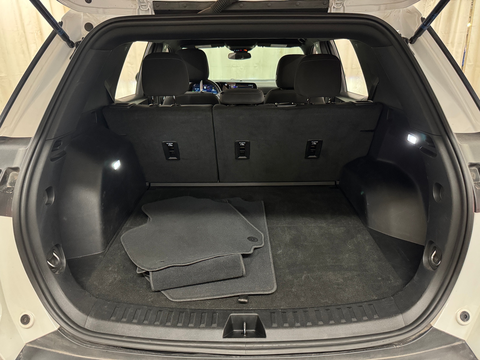 Thumbnail: 2025 Chevrolet Equinox - 7