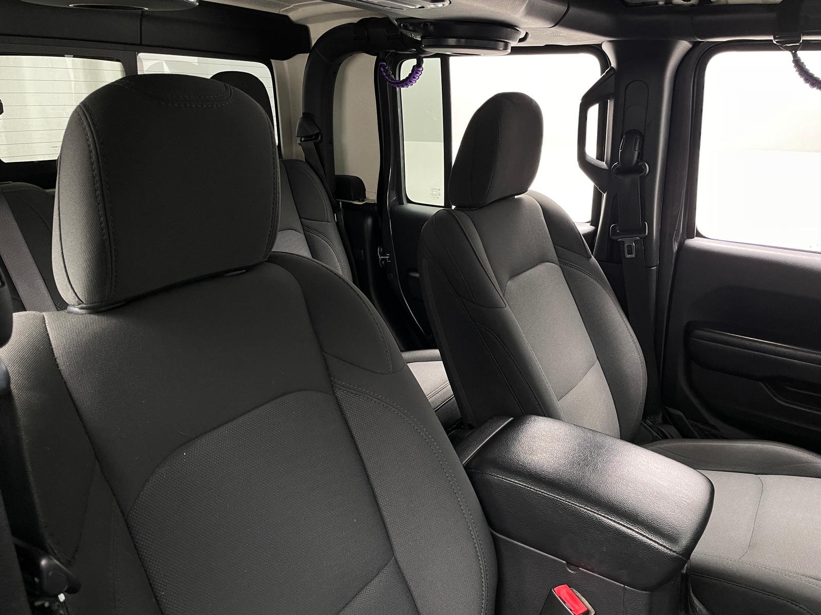 Thumbnail: 2020 Jeep Gladiator - 2