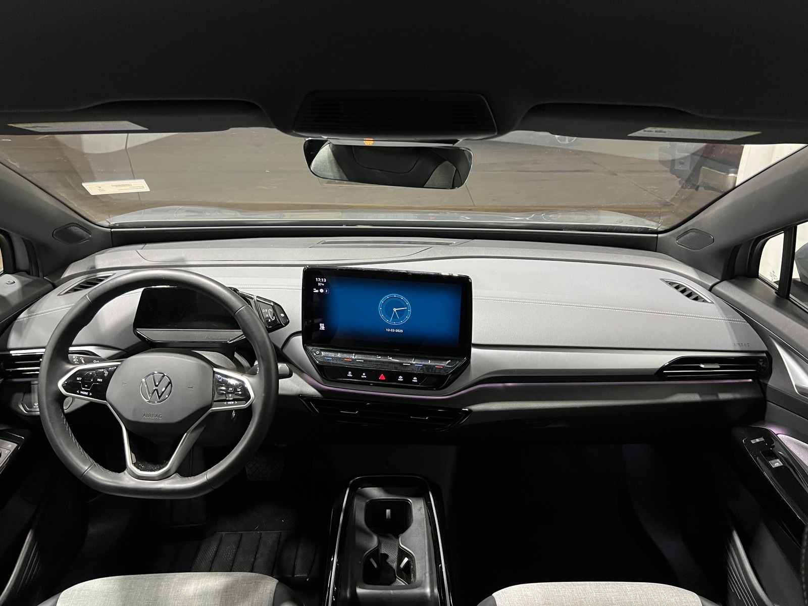 Thumbnail: 2023 Volkswagen ID.4 - 3