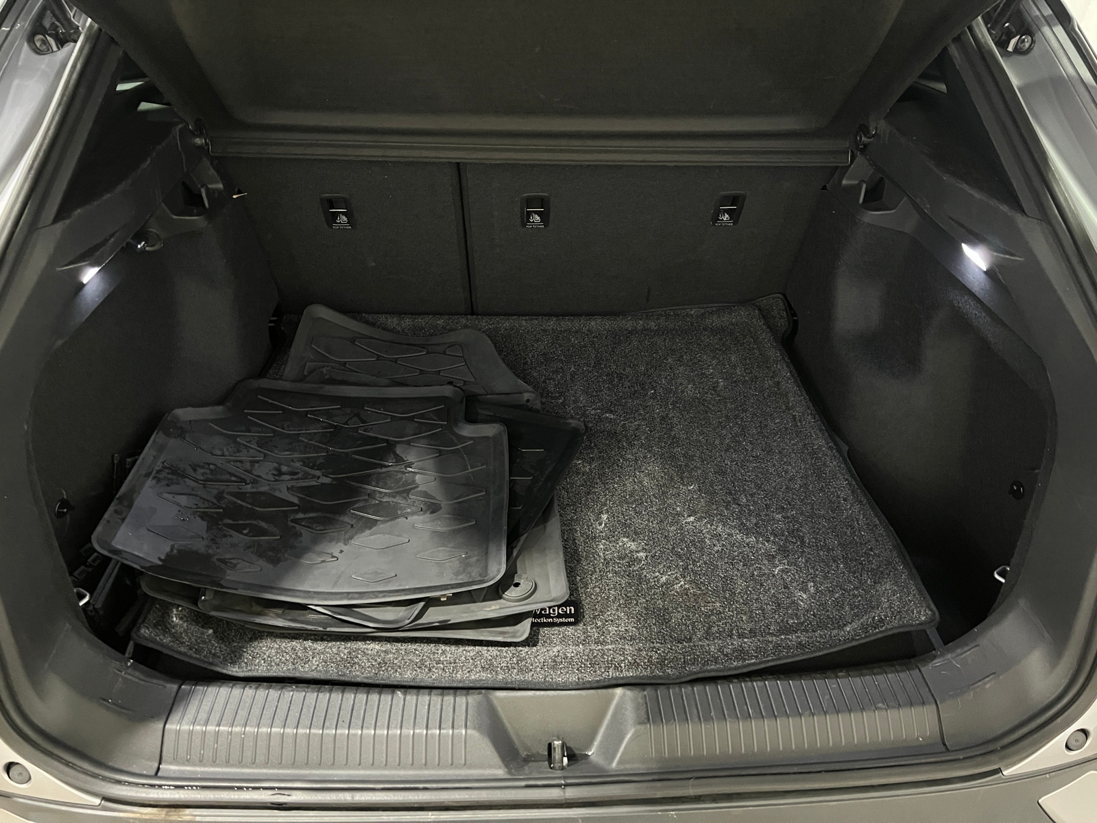 Thumbnail: 2023 Volkswagen ID.4 - 7