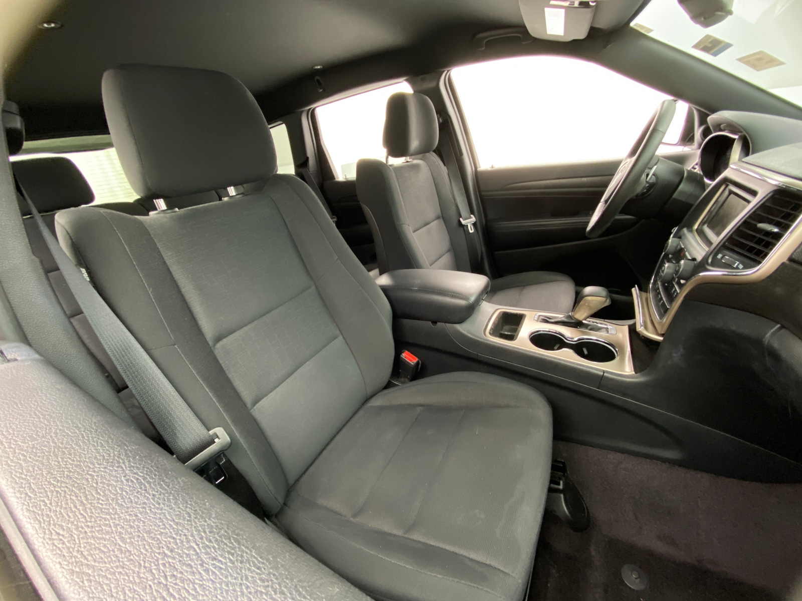 Thumbnail: 2016 Jeep Grand Cherokee - 2