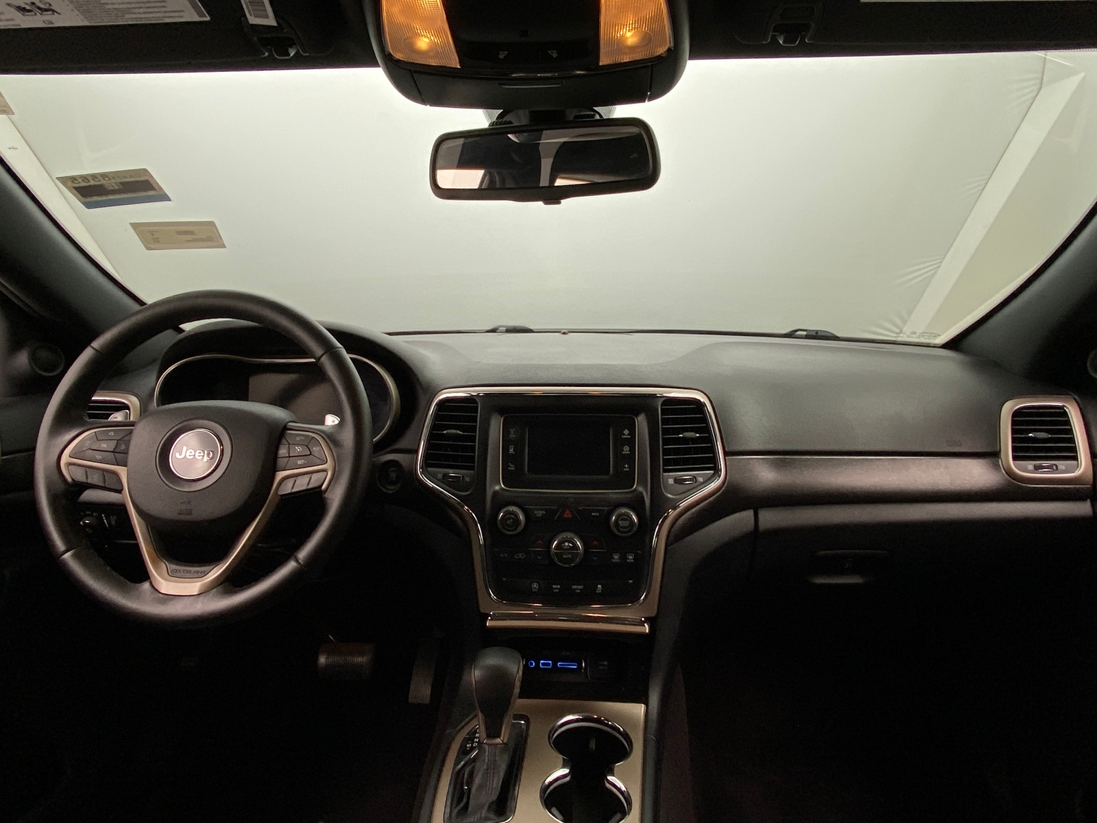 Thumbnail: 2016 Jeep Grand Cherokee - 3