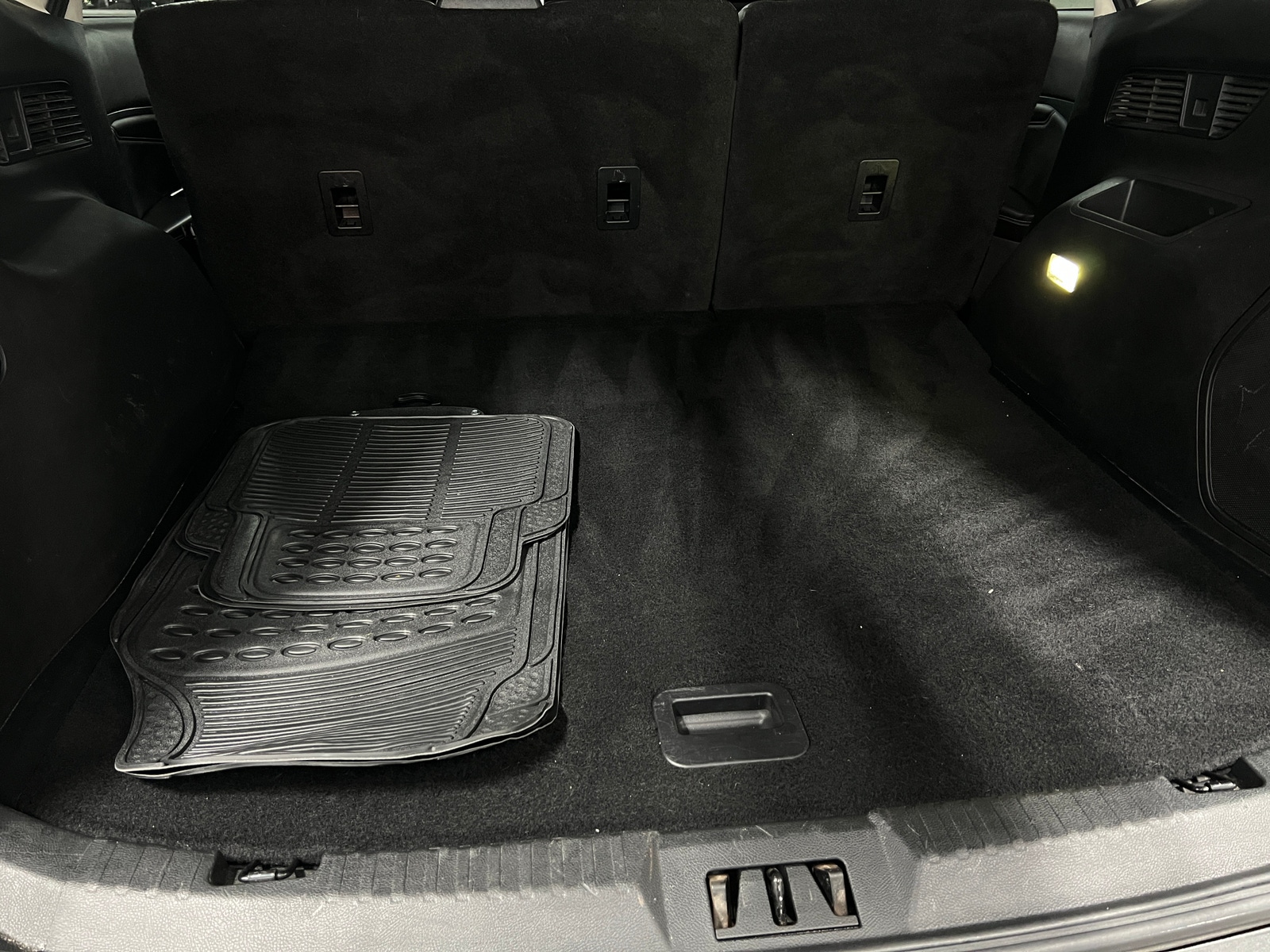 Thumbnail: 2016 Ford Edge - 6