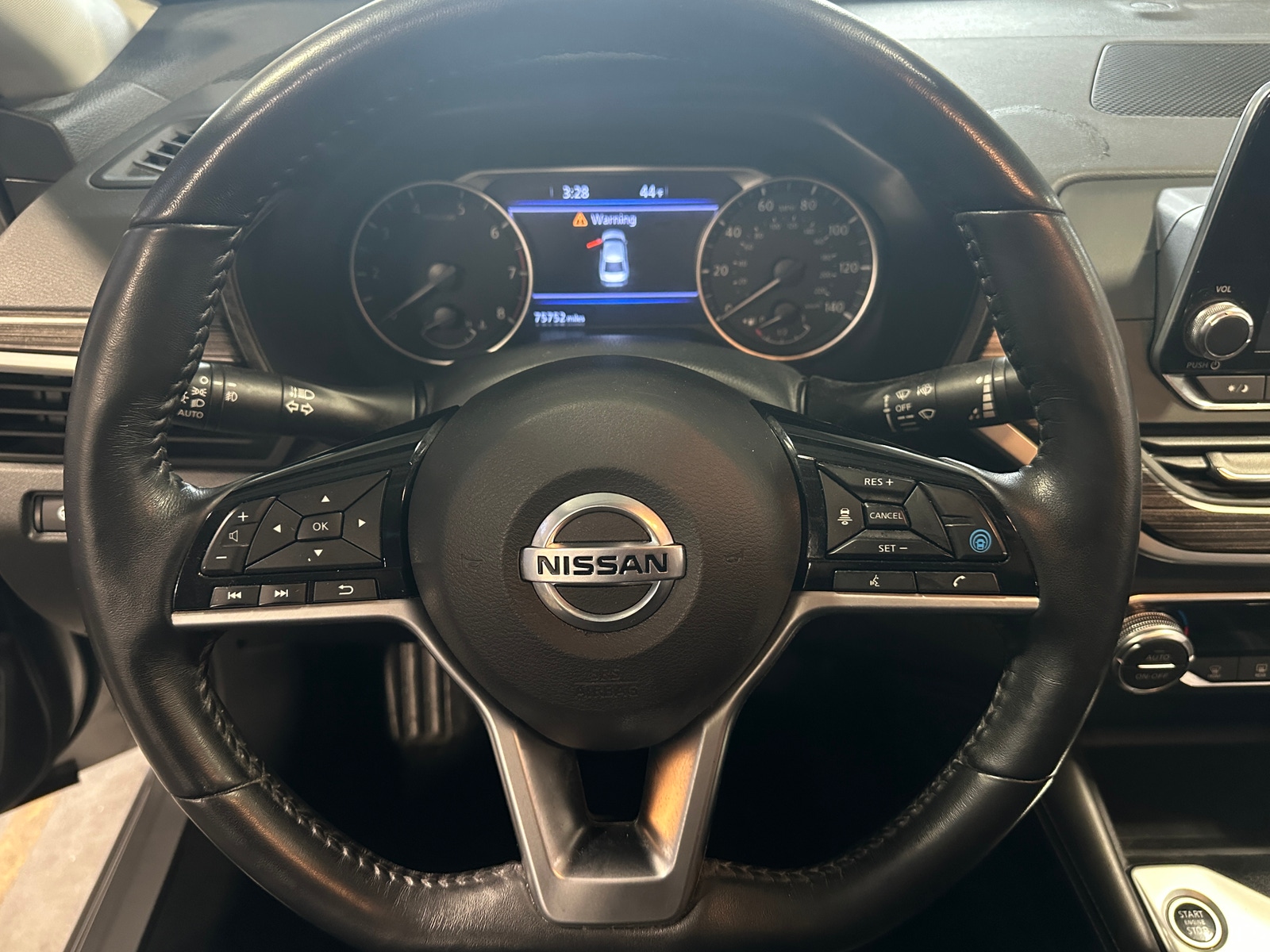 Thumbnail: 2019 Nissan Altima - 4