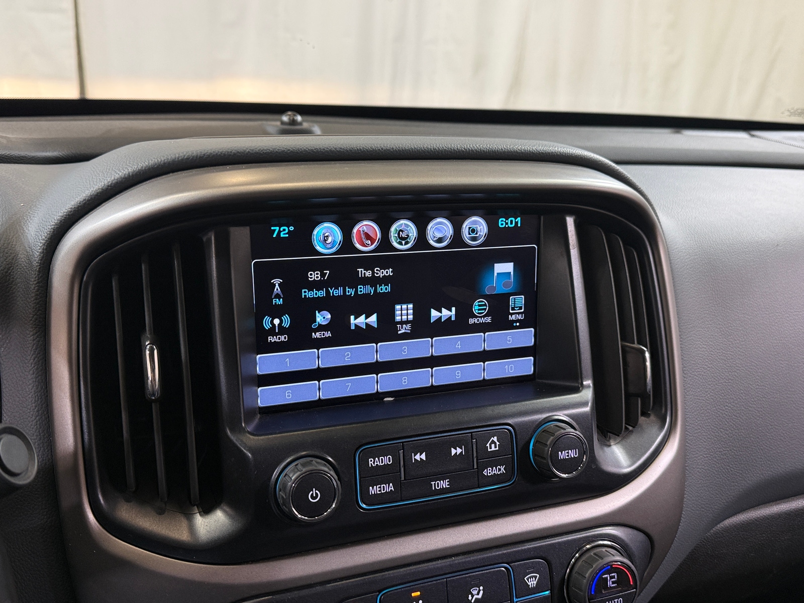 Thumbnail: 2018 Chevrolet Colorado - 4