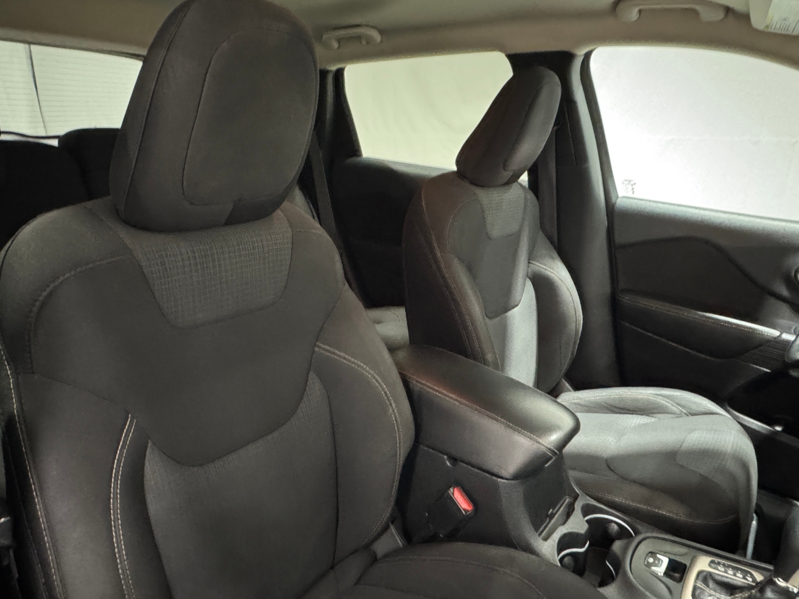 Thumbnail: 2015 Jeep Cherokee - 2