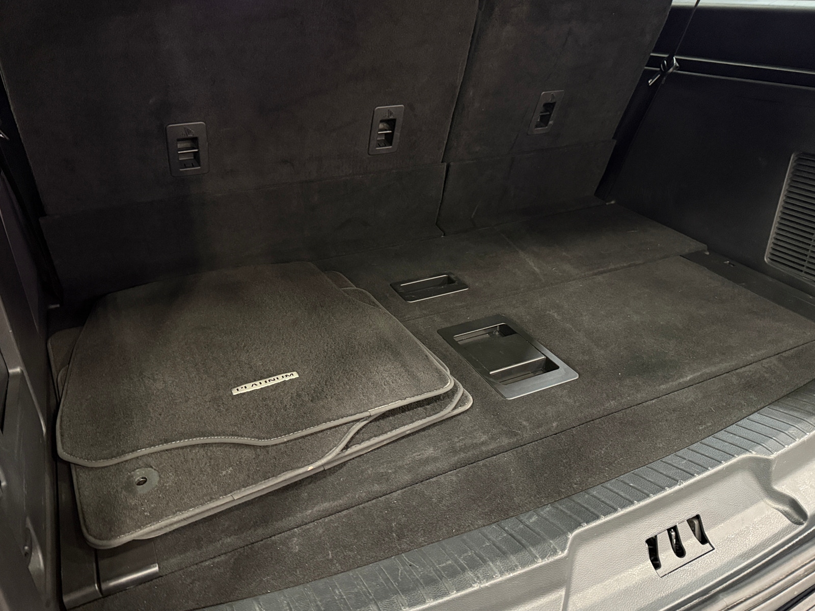 Thumbnail: 2023 Ford Expedition MAX - 6