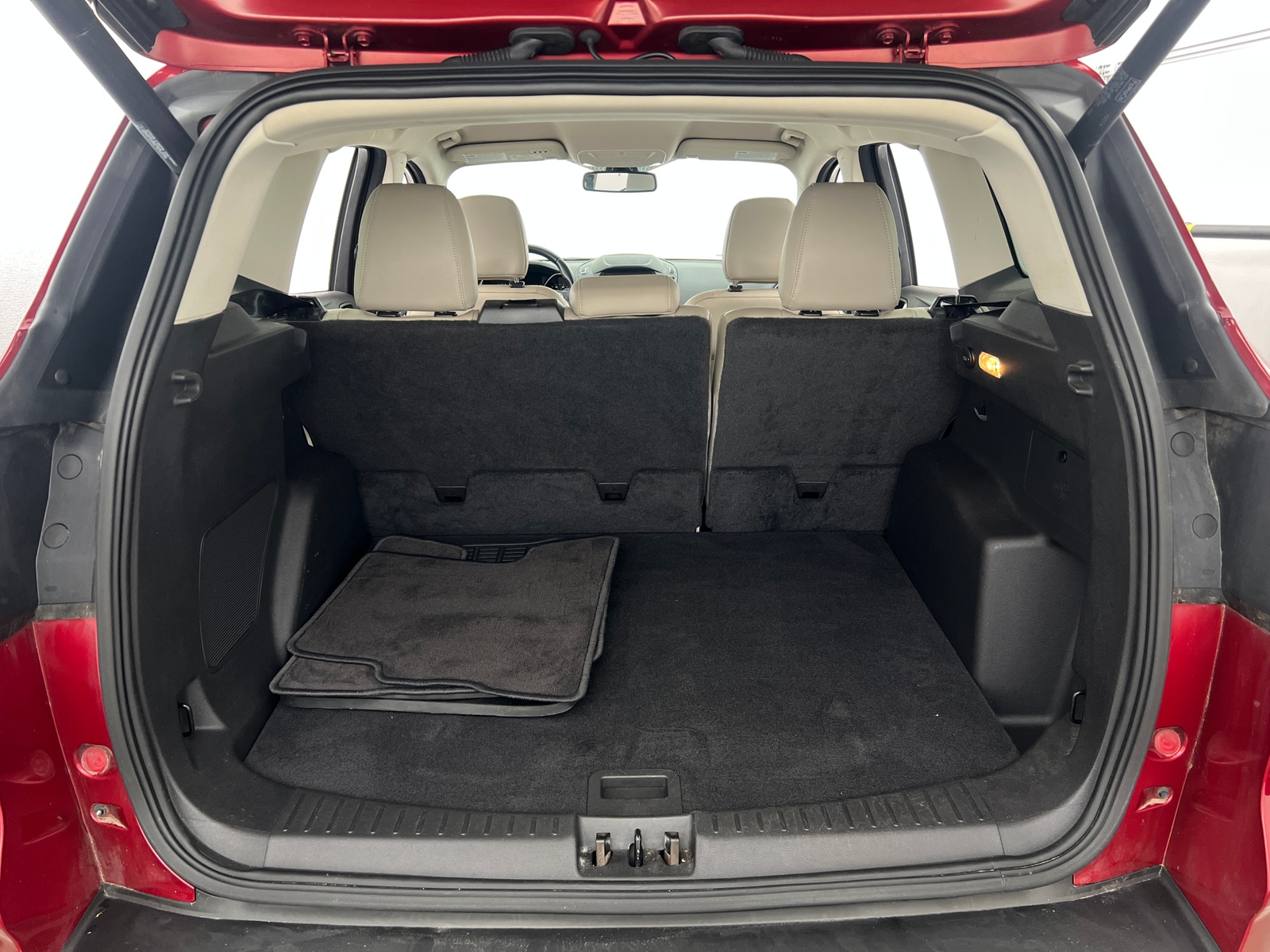 Thumbnail: 2019 Ford Escape - 6