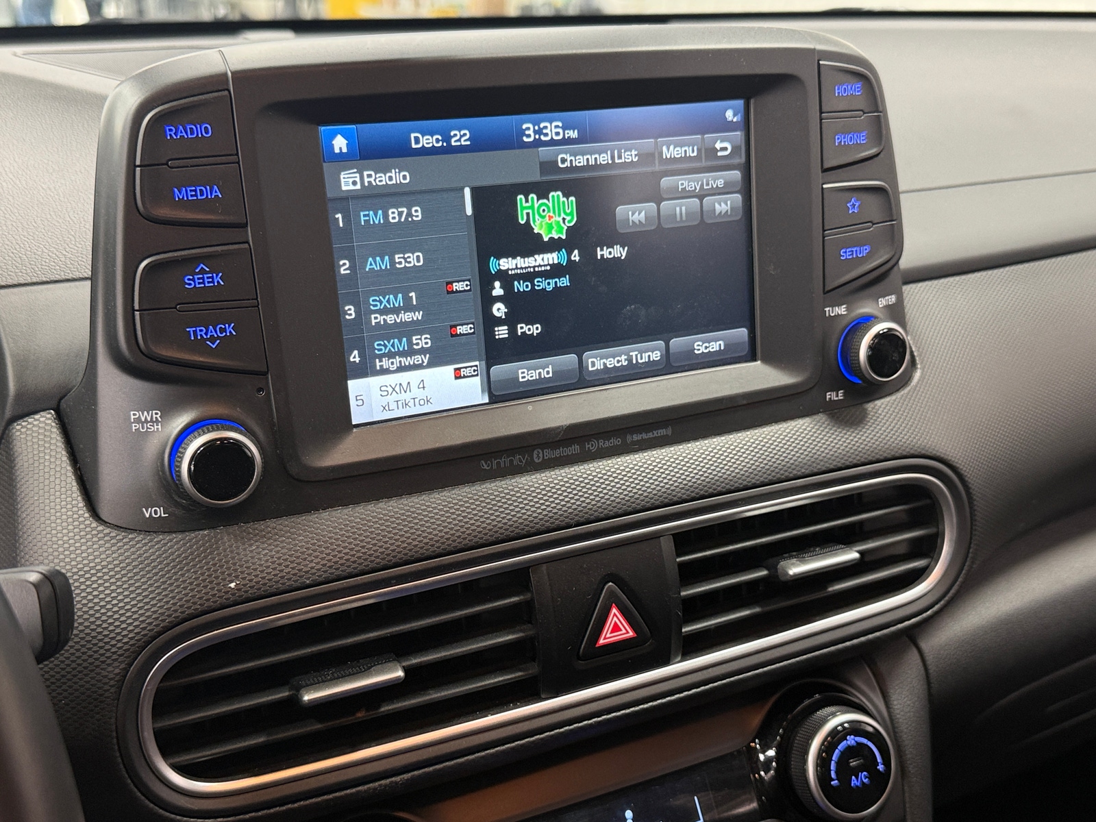 Thumbnail: 2021 Hyundai Kona - 3