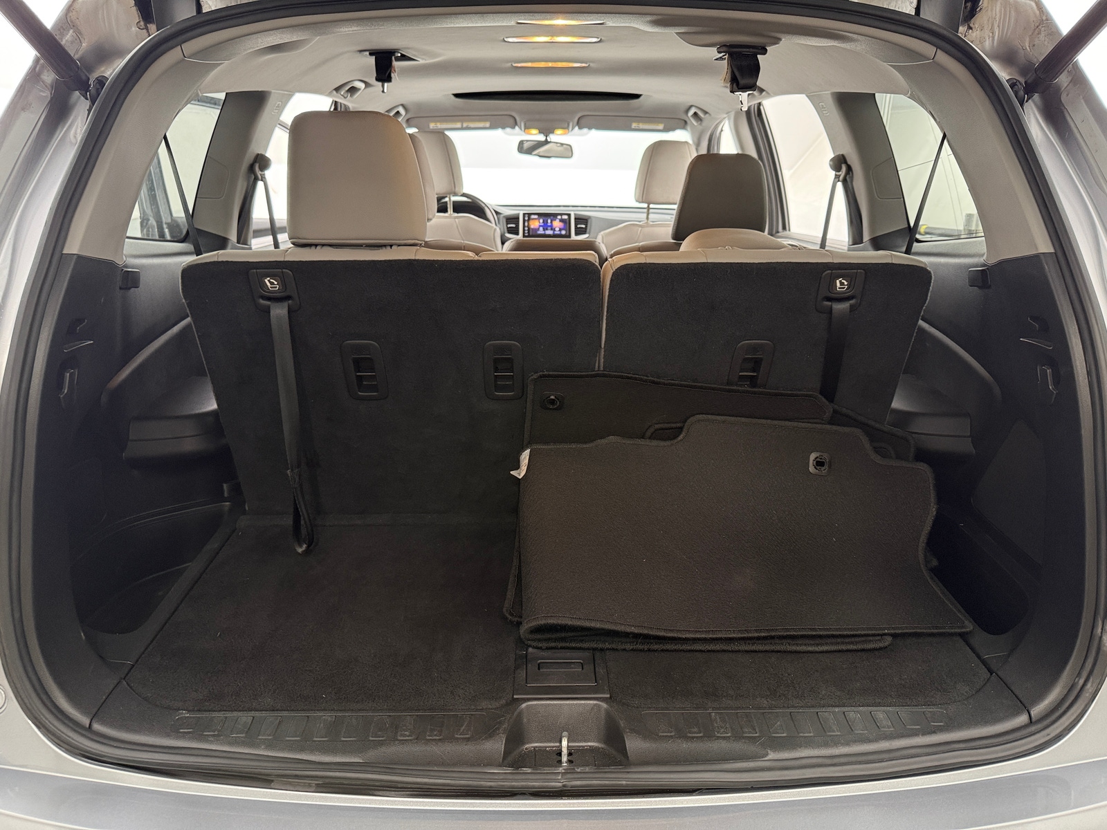 Thumbnail: 2017 Honda Pilot - 6