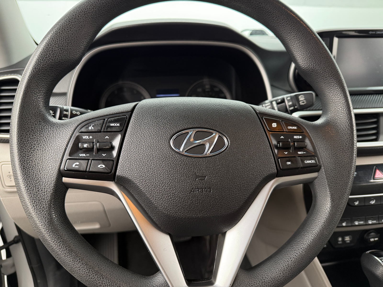 Thumbnail: 2019 Hyundai Tucson - 5