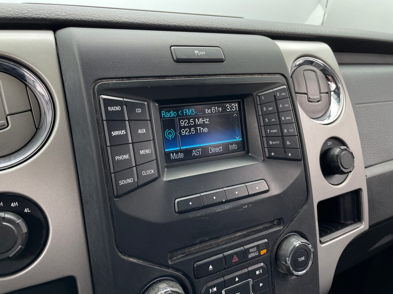 Thumbnail: 2014 Ford Econoline - 4