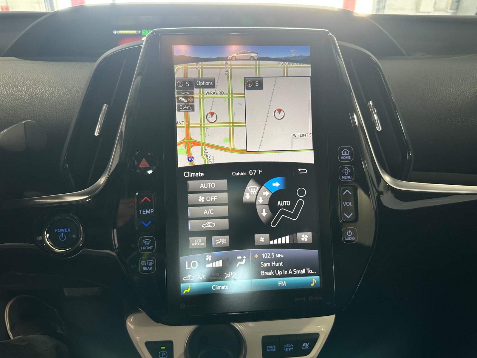 Thumbnail: 2019 Toyota Prius Prime - 3