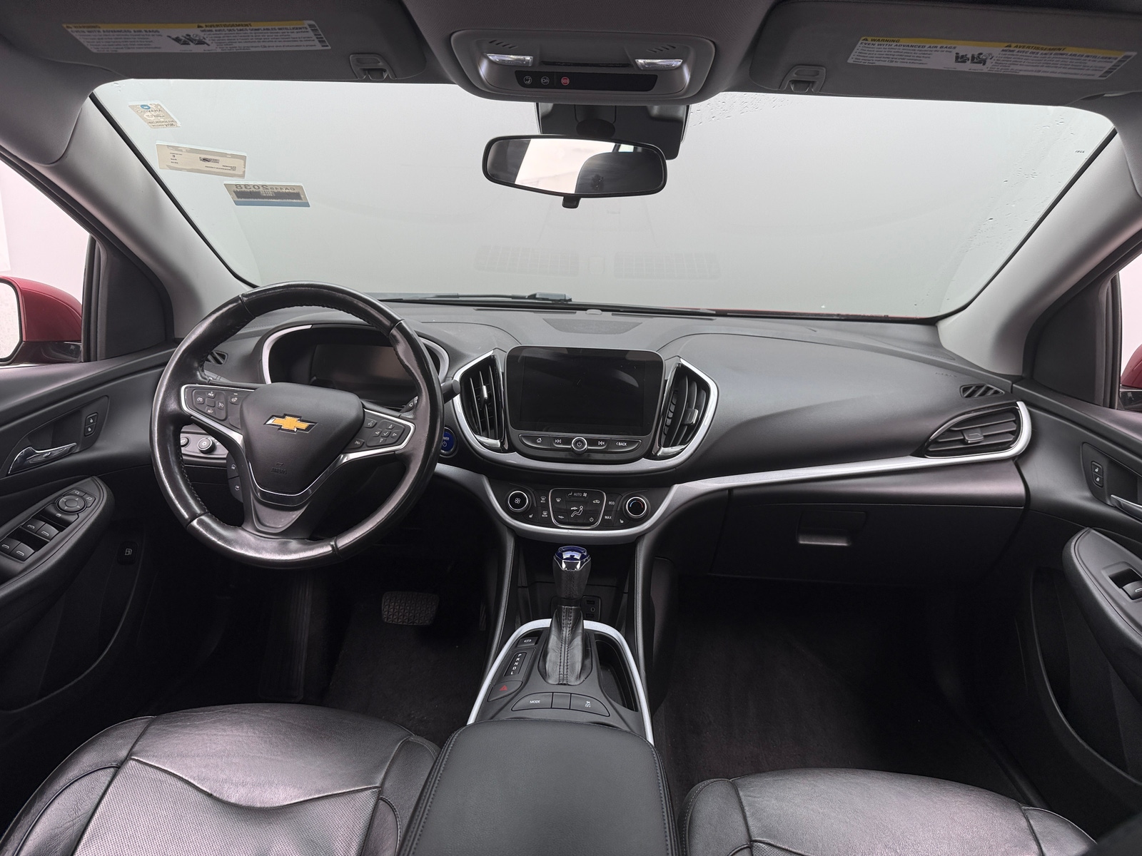 Thumbnail: 2018 Chevrolet Volt - 3