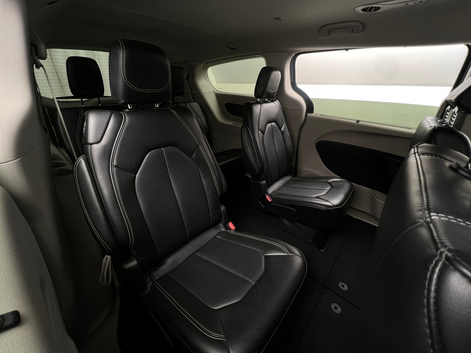 Thumbnail: 2024 Chrysler Pacifica - 5