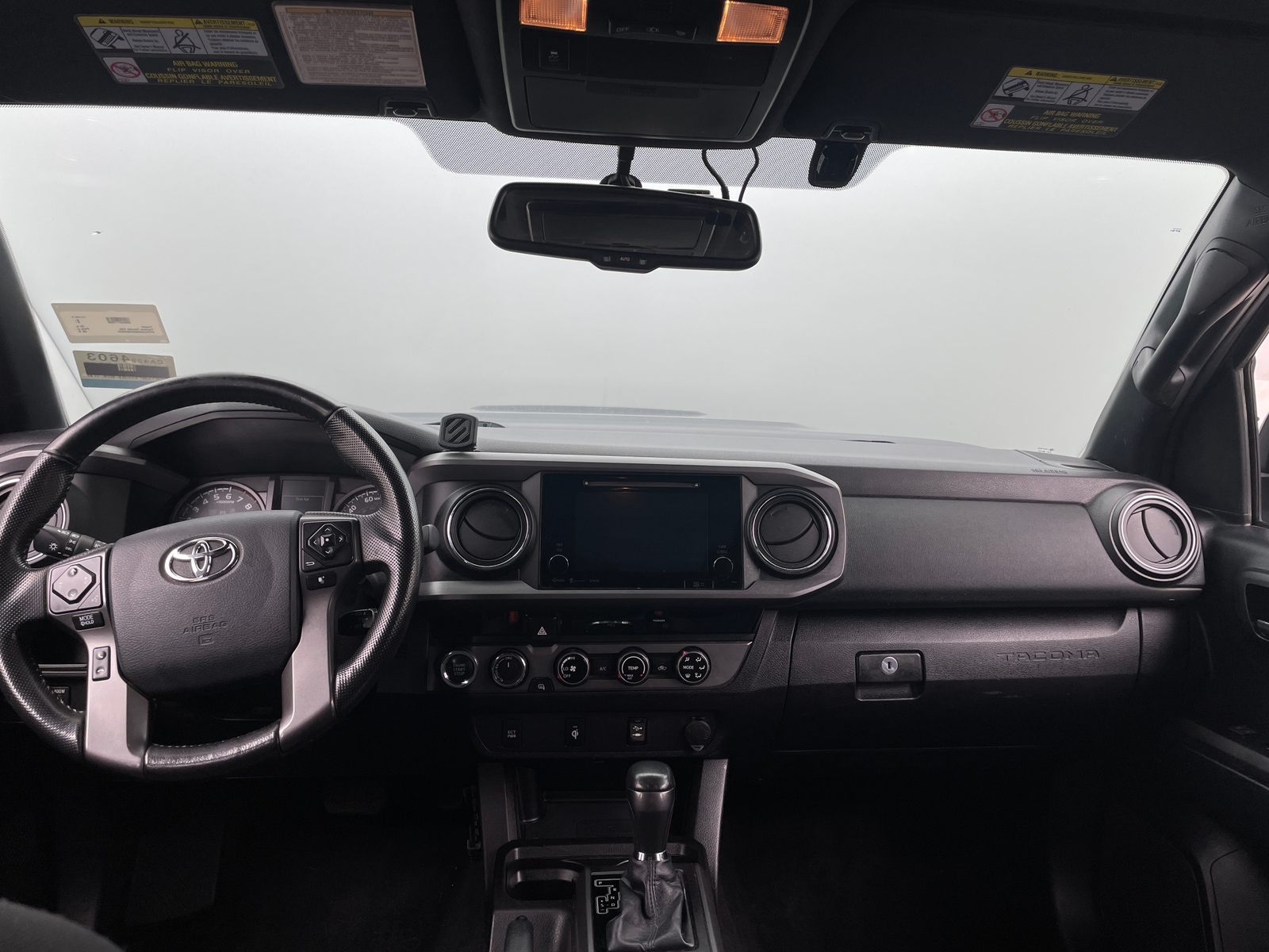 Thumbnail: 2016 Toyota Tacoma - 3