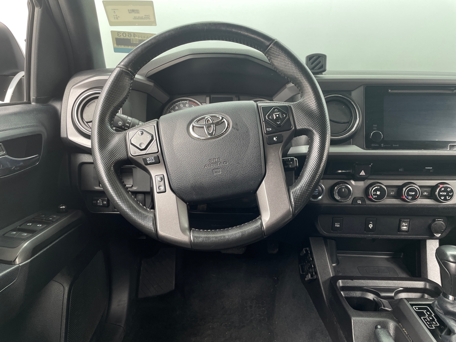 Thumbnail: 2016 Toyota Tacoma - 5