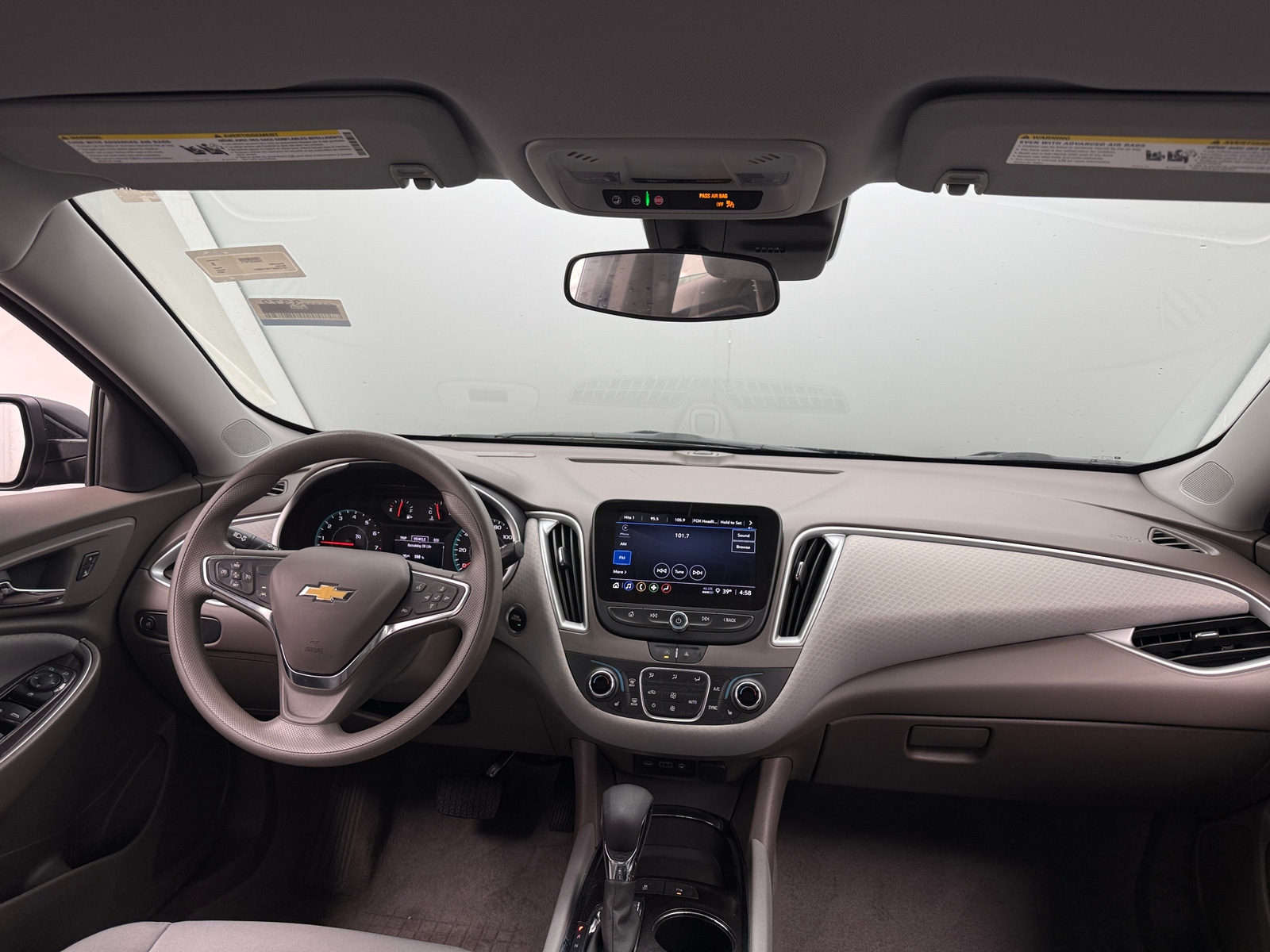 Thumbnail: 2024 Chevrolet Malibu - 3