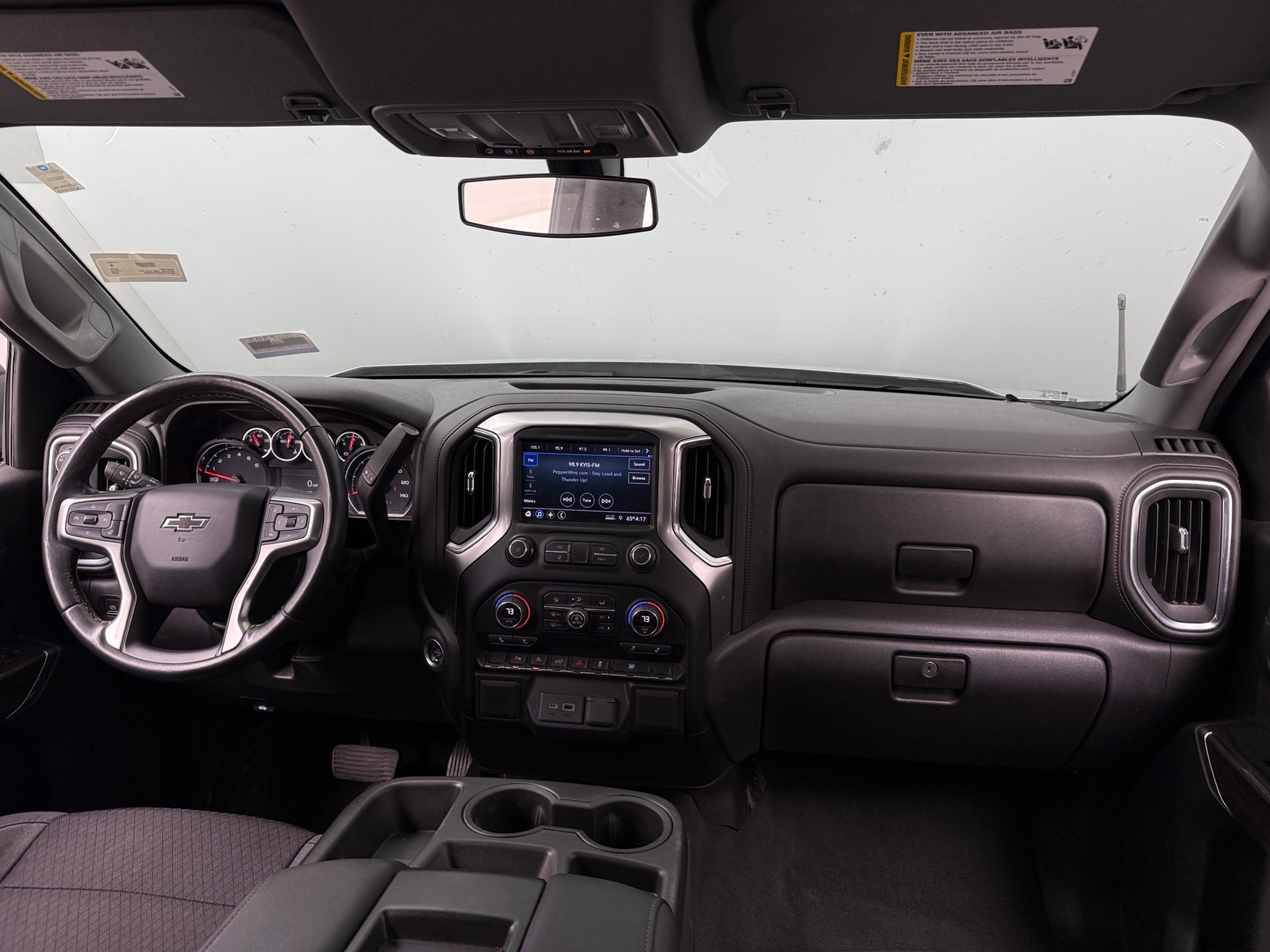 Thumbnail: 2020 Chevrolet Silverado 1500 - 3