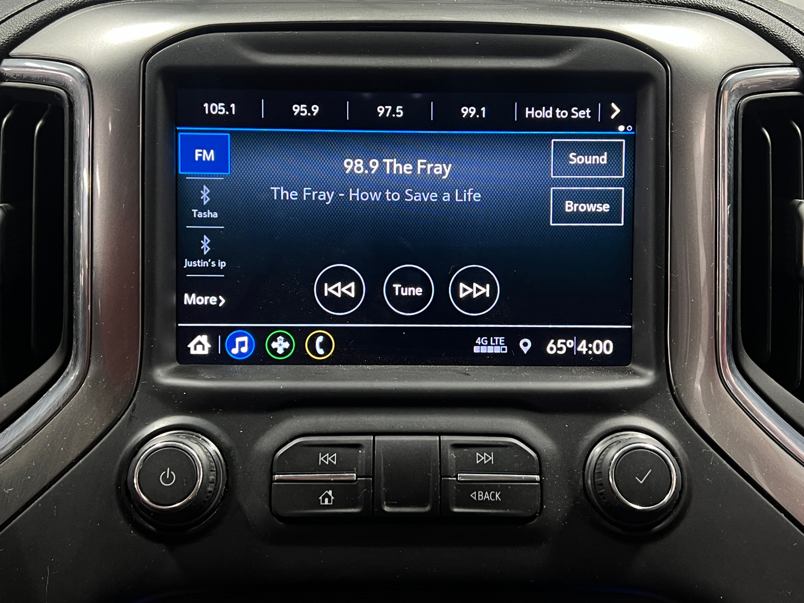 Thumbnail: 2020 Chevrolet Silverado 1500 - 4