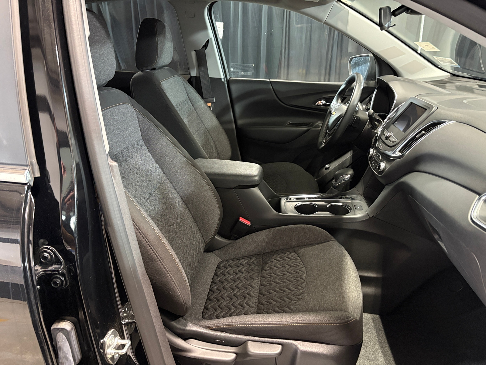 Thumbnail: 2024 Chevrolet Equinox - 2