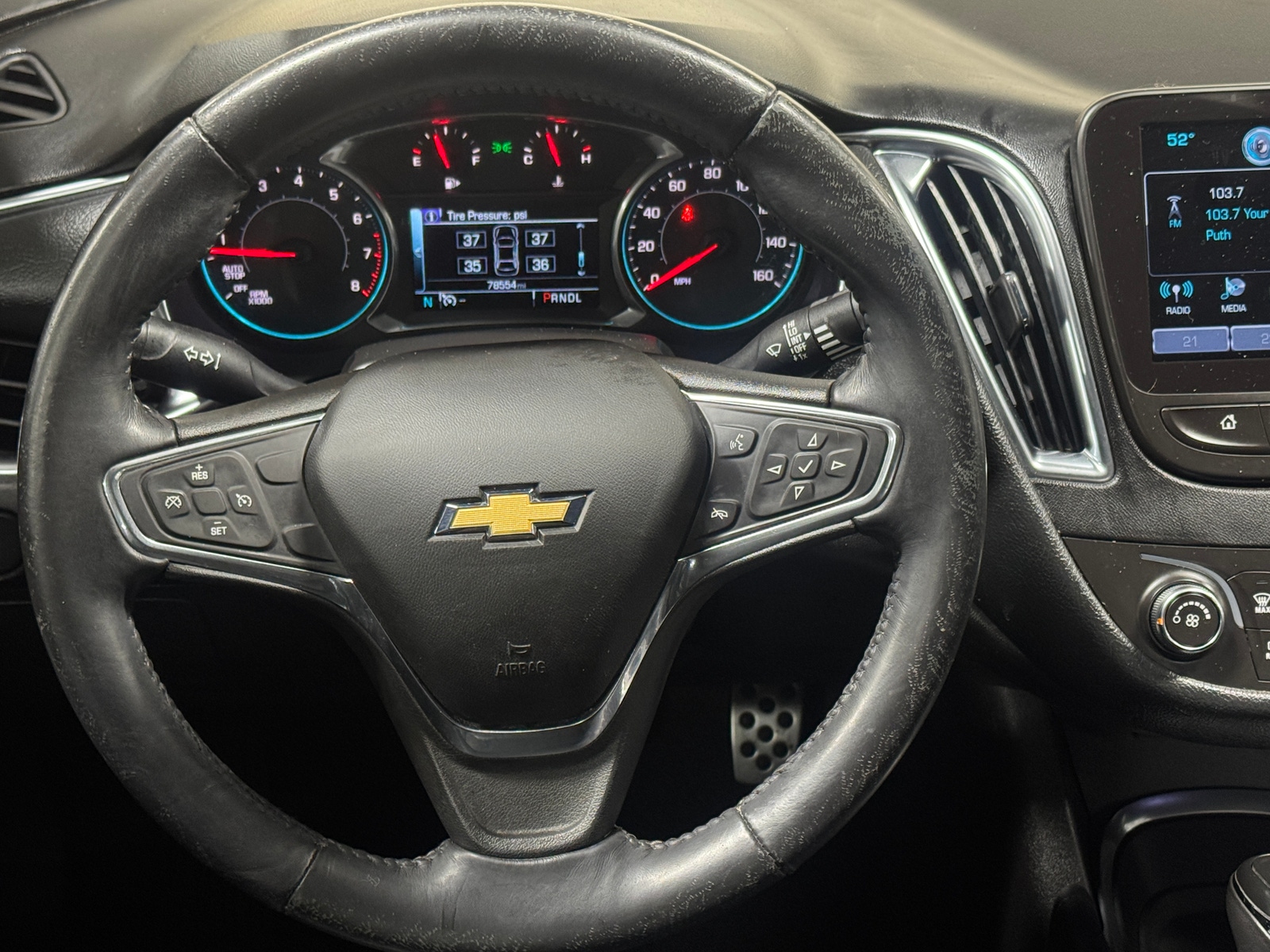 Thumbnail: 2016 Chevrolet Malibu - 4