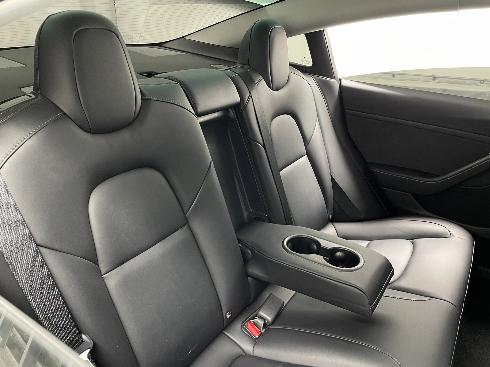 Thumbnail: 2022 Tesla Model 3 - 5