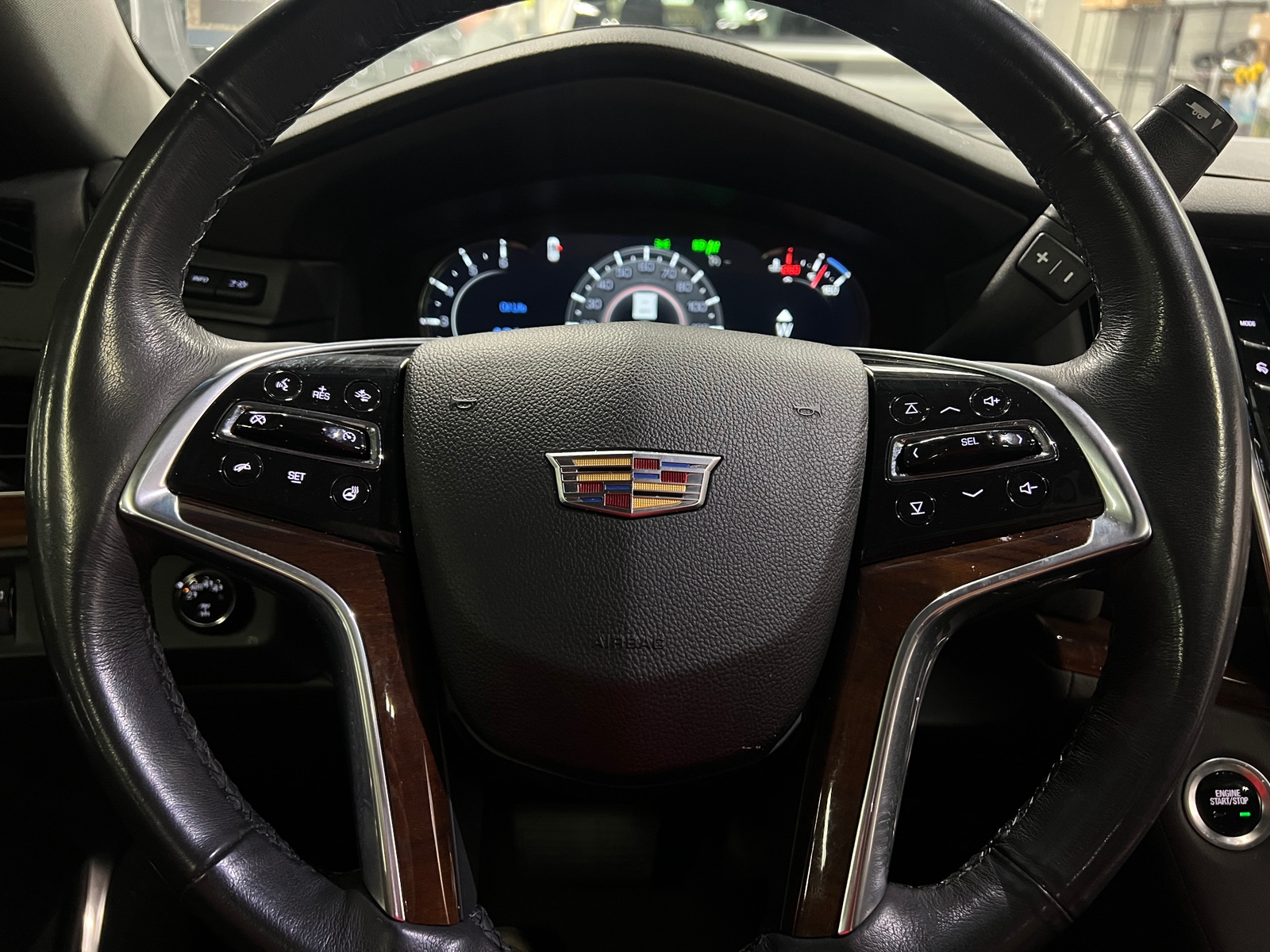 Thumbnail: 2019 Cadillac Escalade - 4
