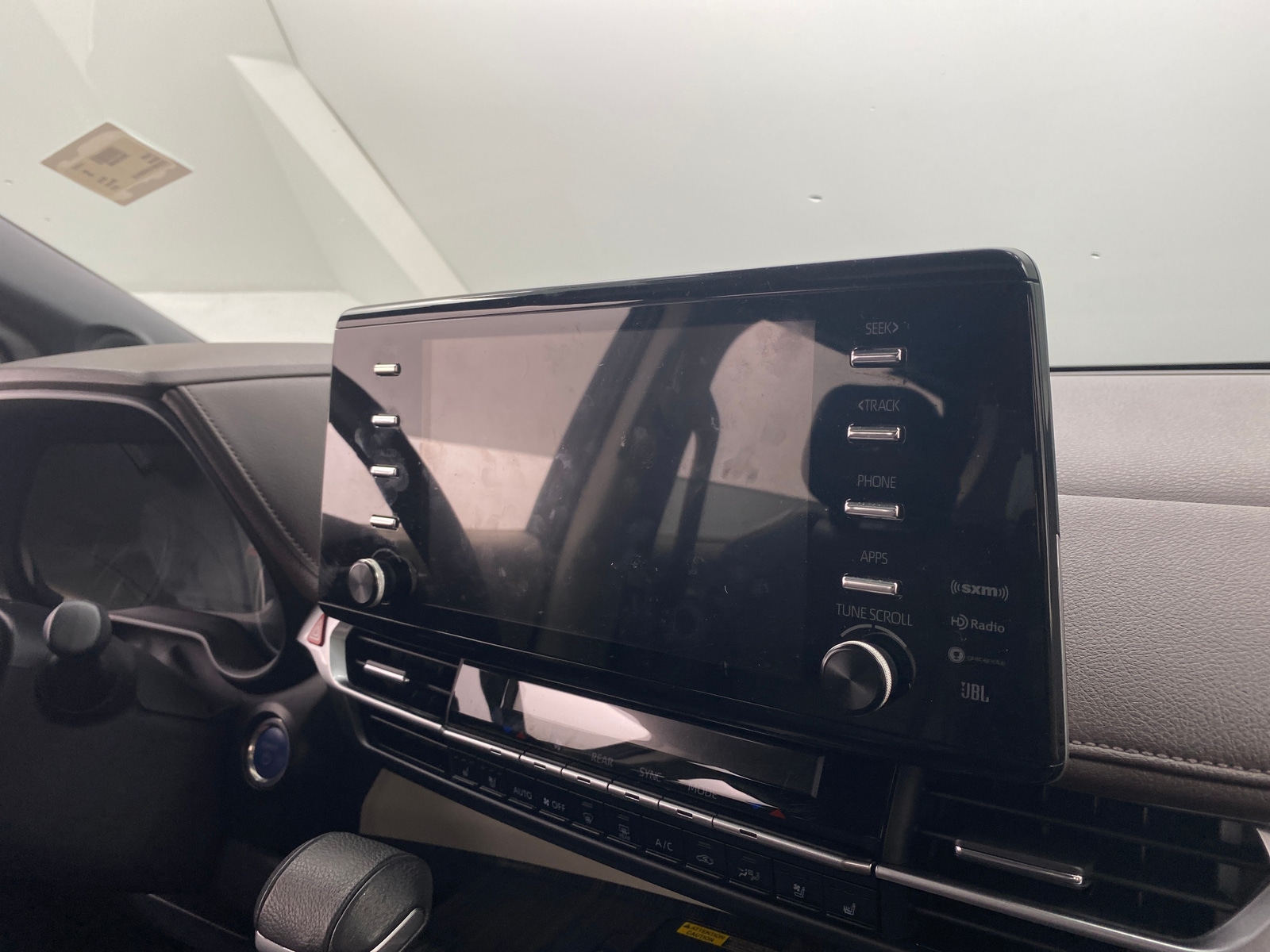 Thumbnail: 2023 Toyota Sienna - 3