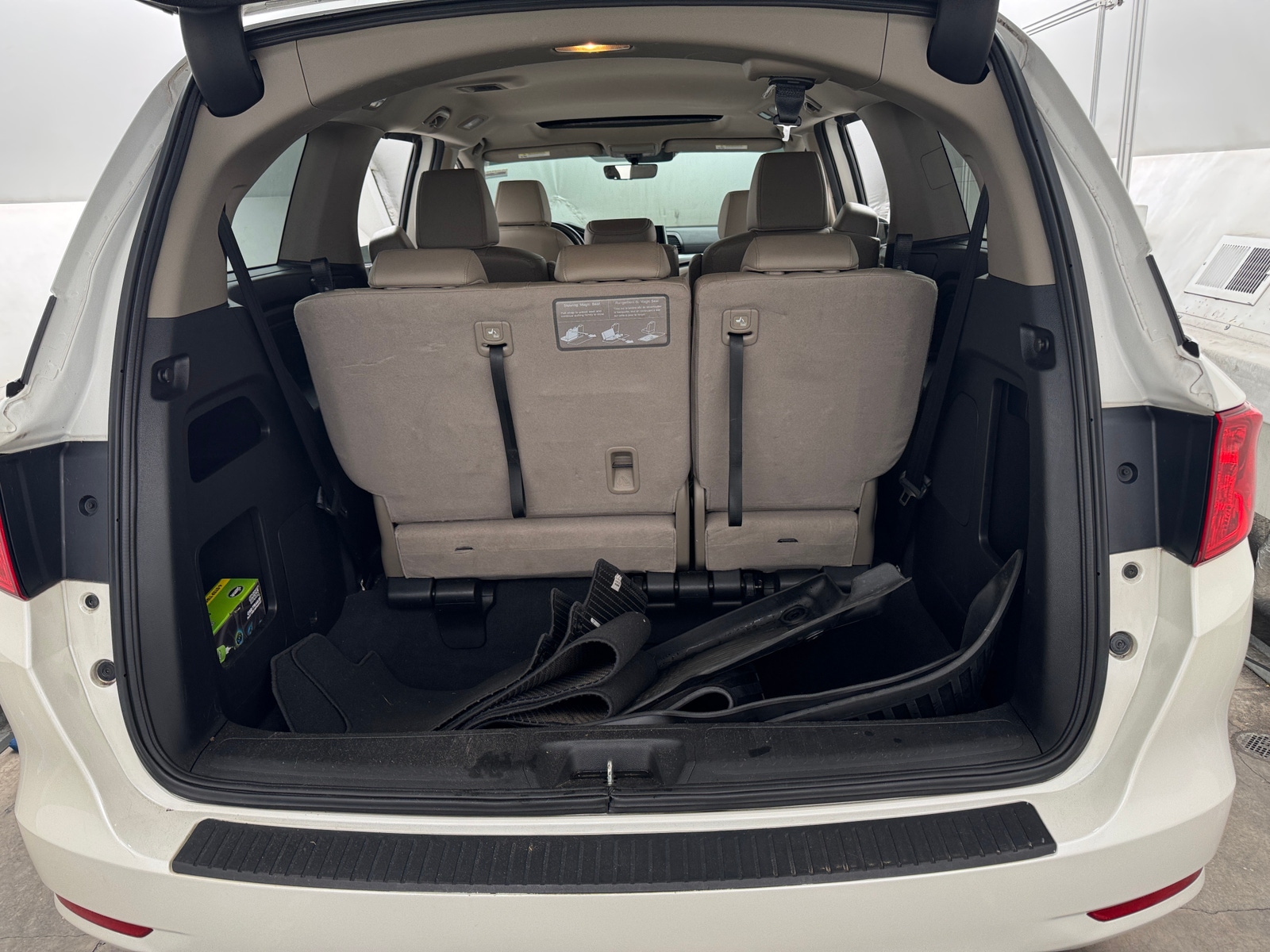 Thumbnail: 2019 Honda Odyssey - 6