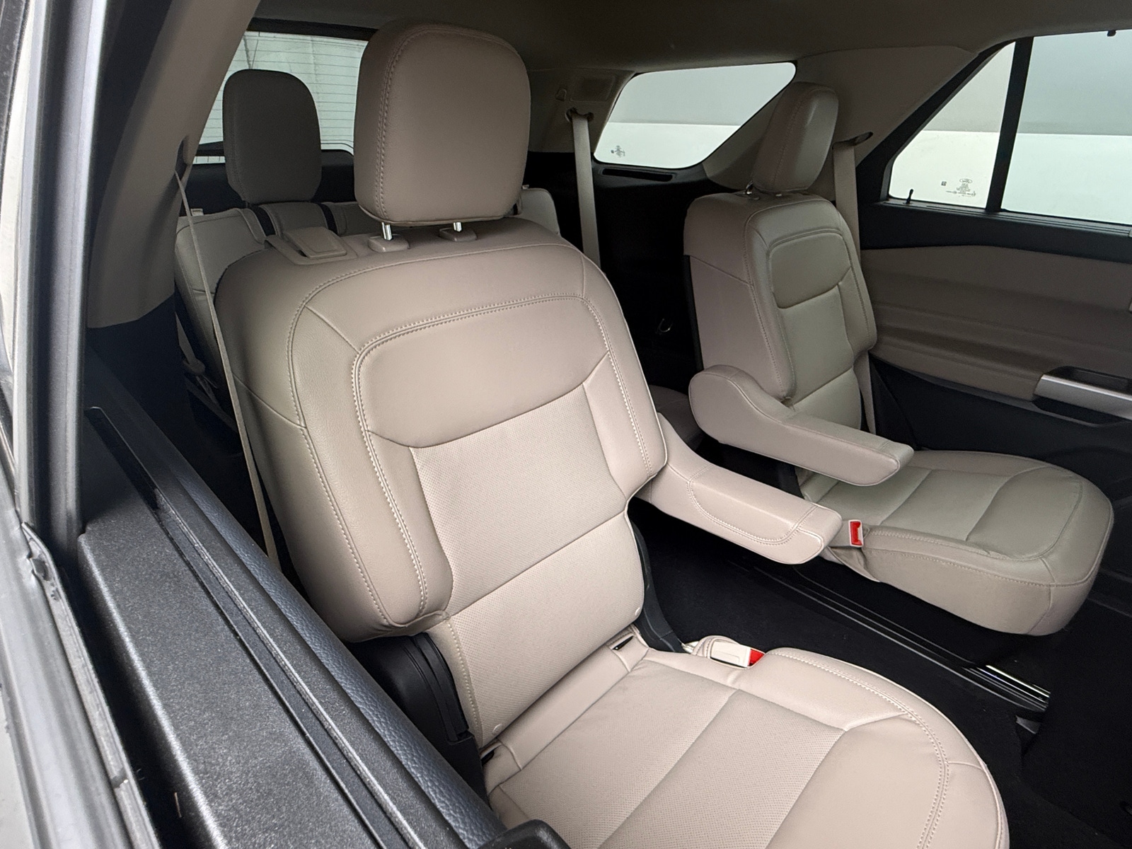 Thumbnail: 2023 Ford Explorer - 5