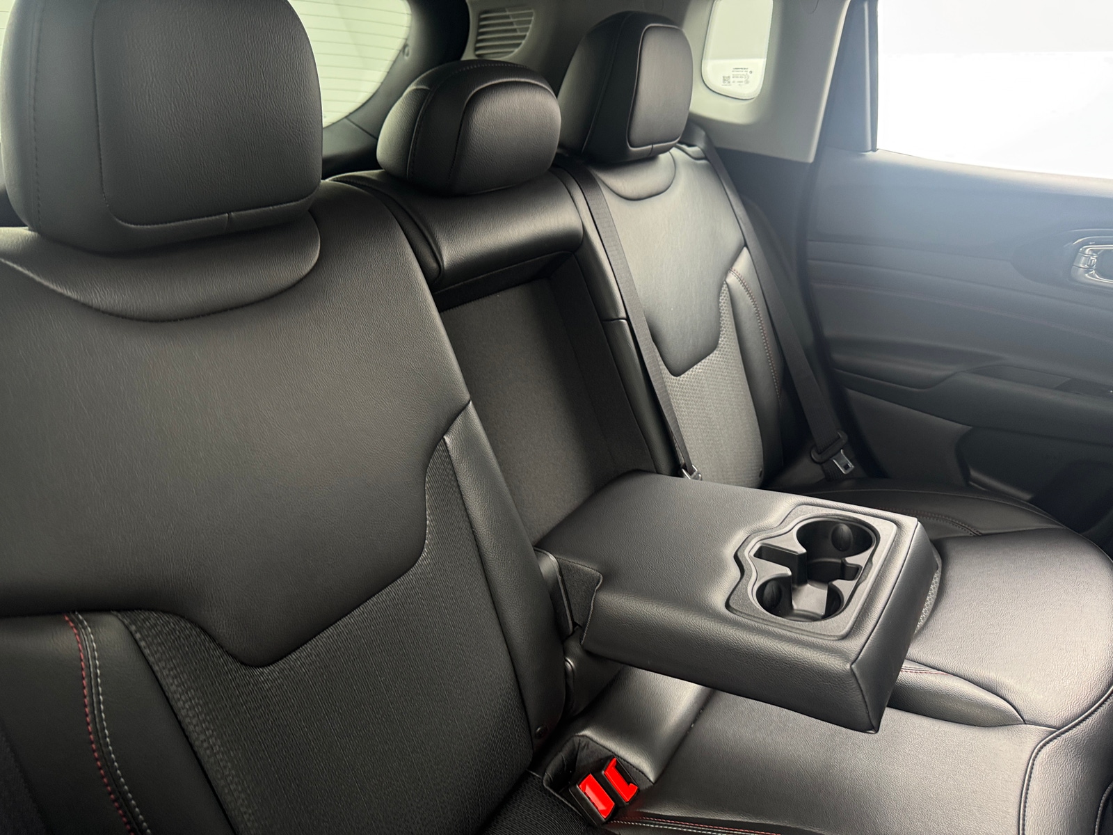 Thumbnail: 2022 Jeep Compass - 6