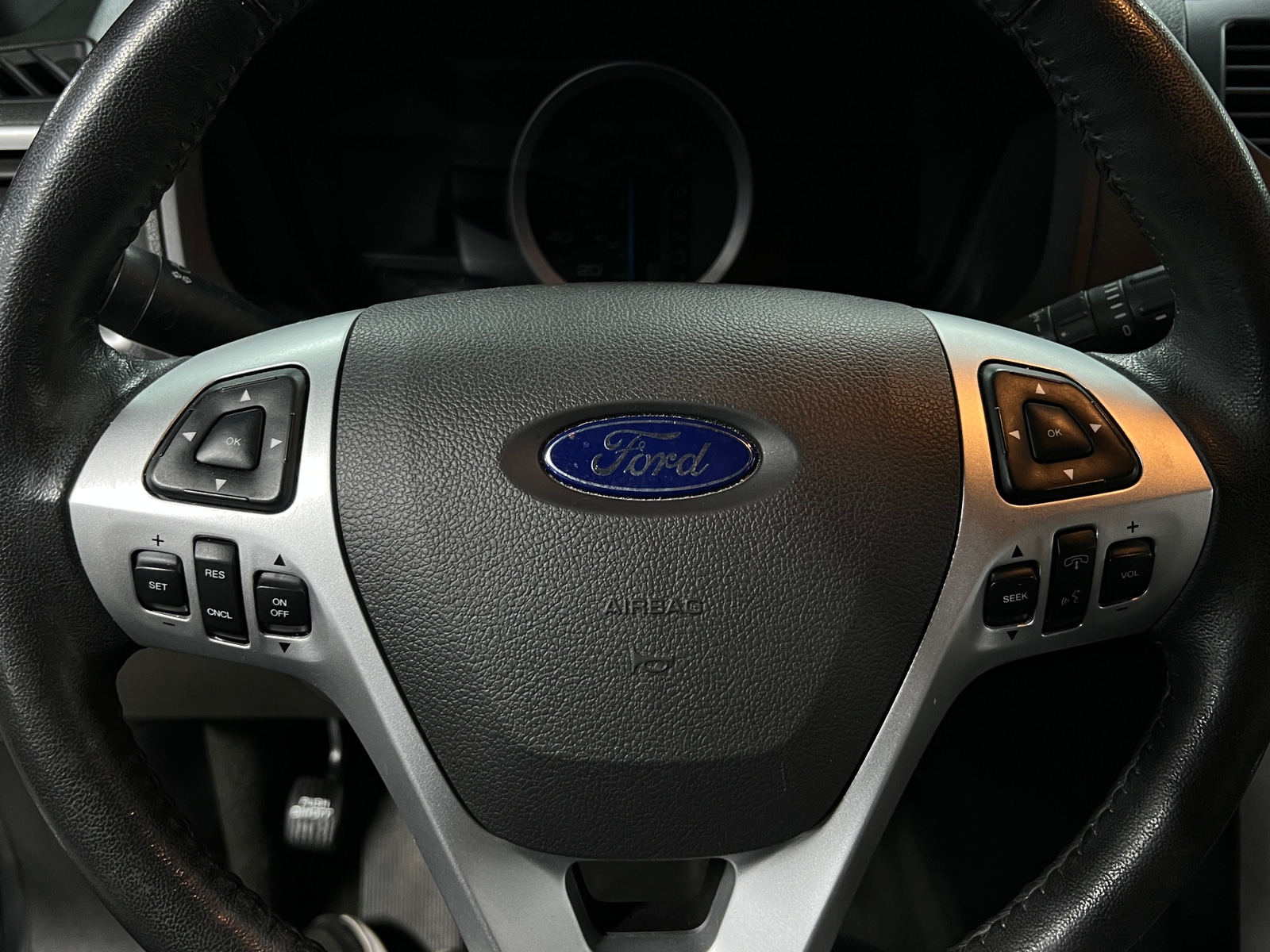 Thumbnail: 2014 Ford Explorer - 5