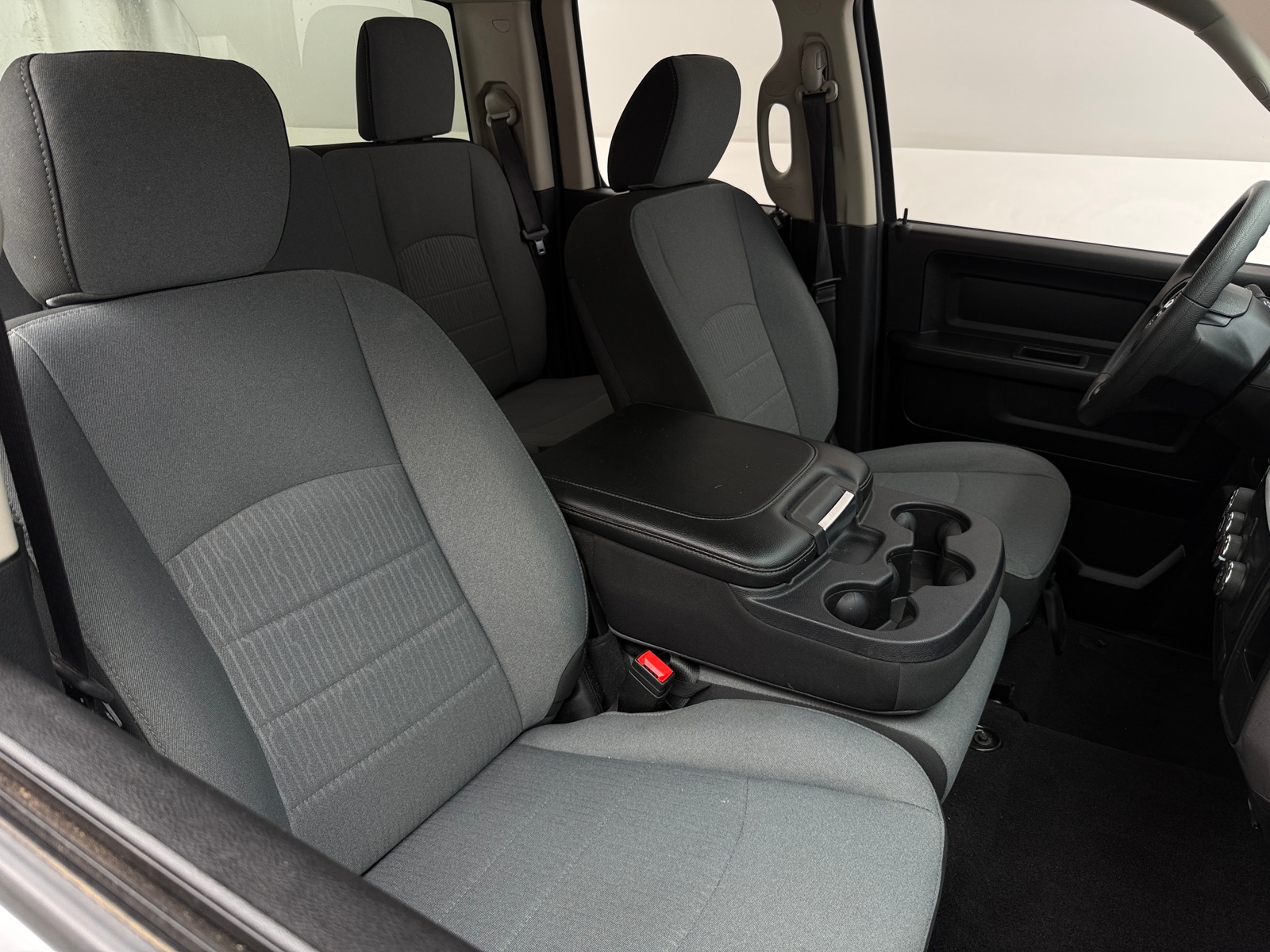 Thumbnail: 2024 RAM 1500 Classic - 2