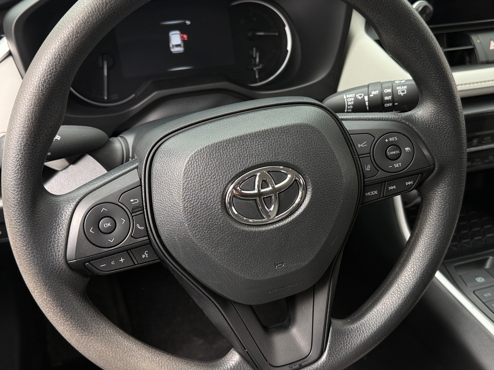 Thumbnail: 2024 Toyota RAV4 - 5