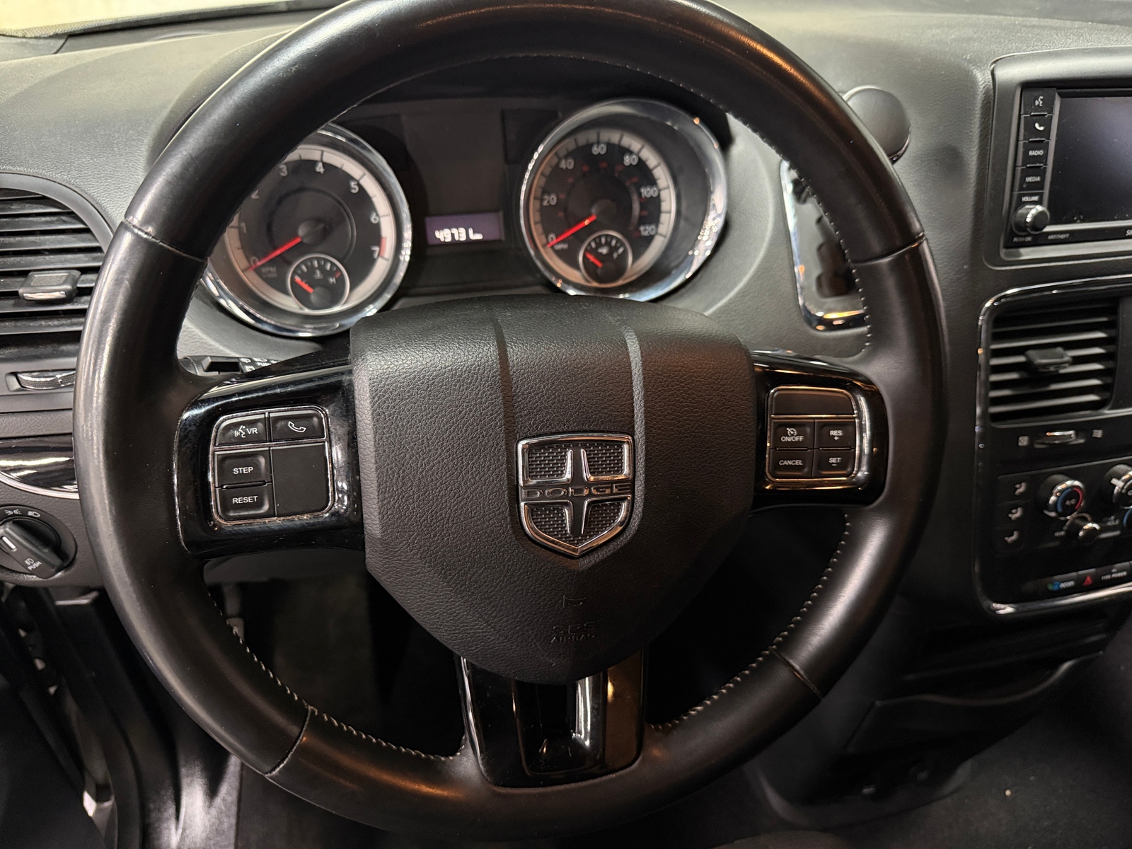 Thumbnail: 2019 Dodge Grand Caravan - 5