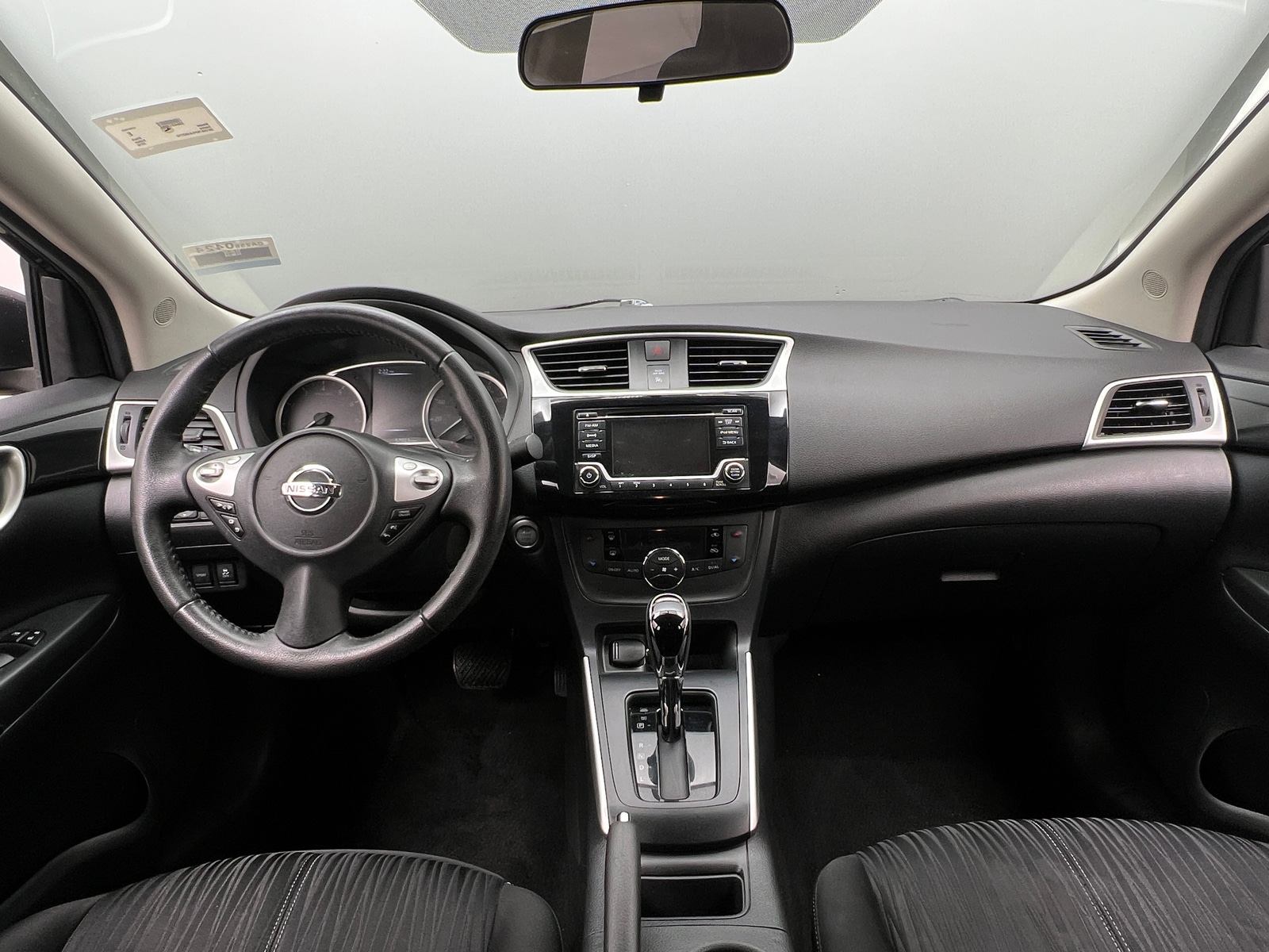 Thumbnail: 2018 Nissan Sentra - 3