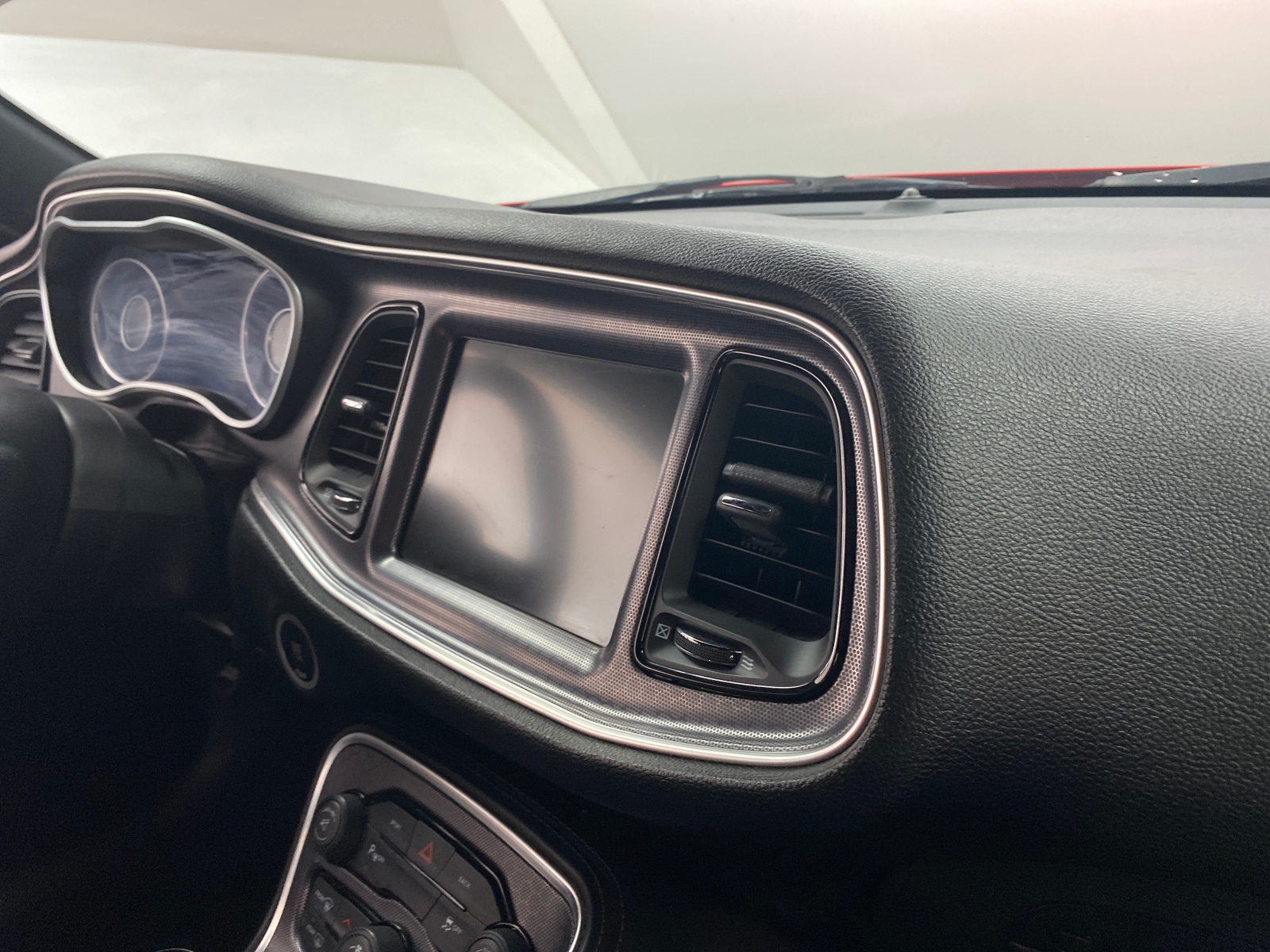 Thumbnail: 2015 Dodge Challenger - 2