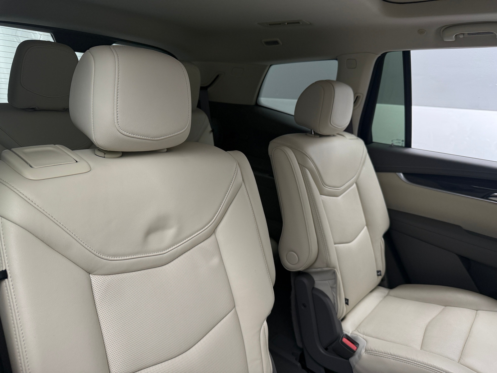 Thumbnail: 2020 Cadillac XT6 - 5