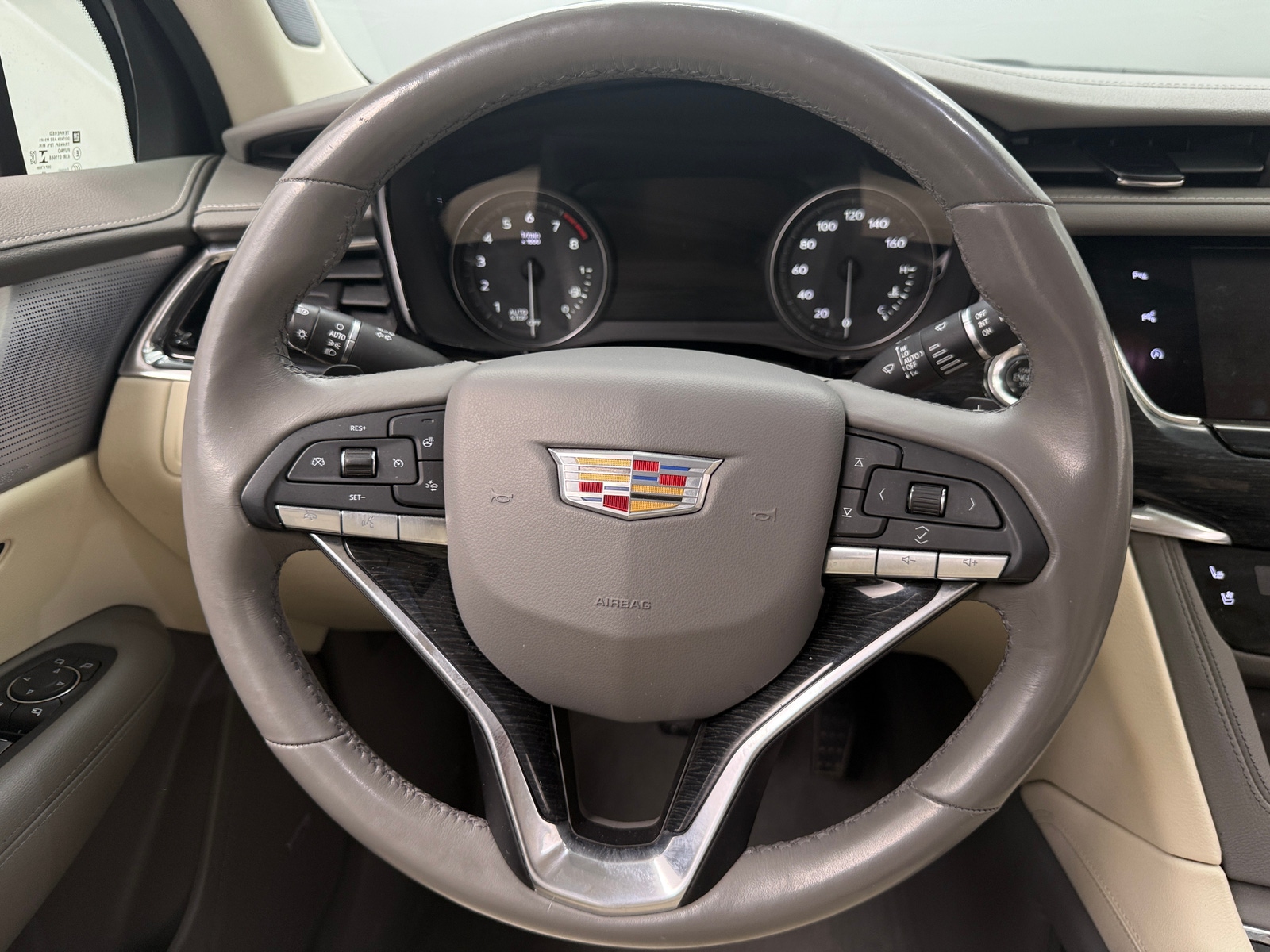 Thumbnail: 2020 Cadillac XT6 - 4