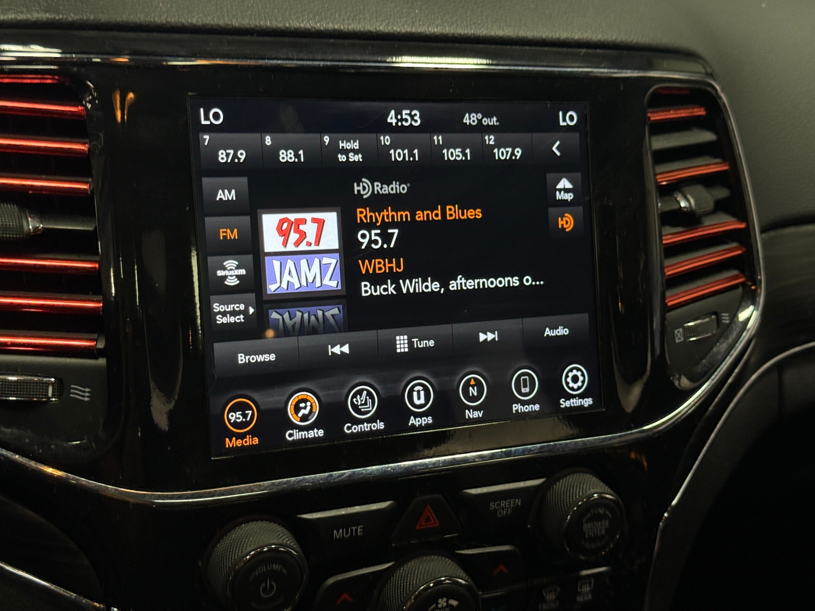 Thumbnail: 2022 Jeep Grand Cherokee - 3