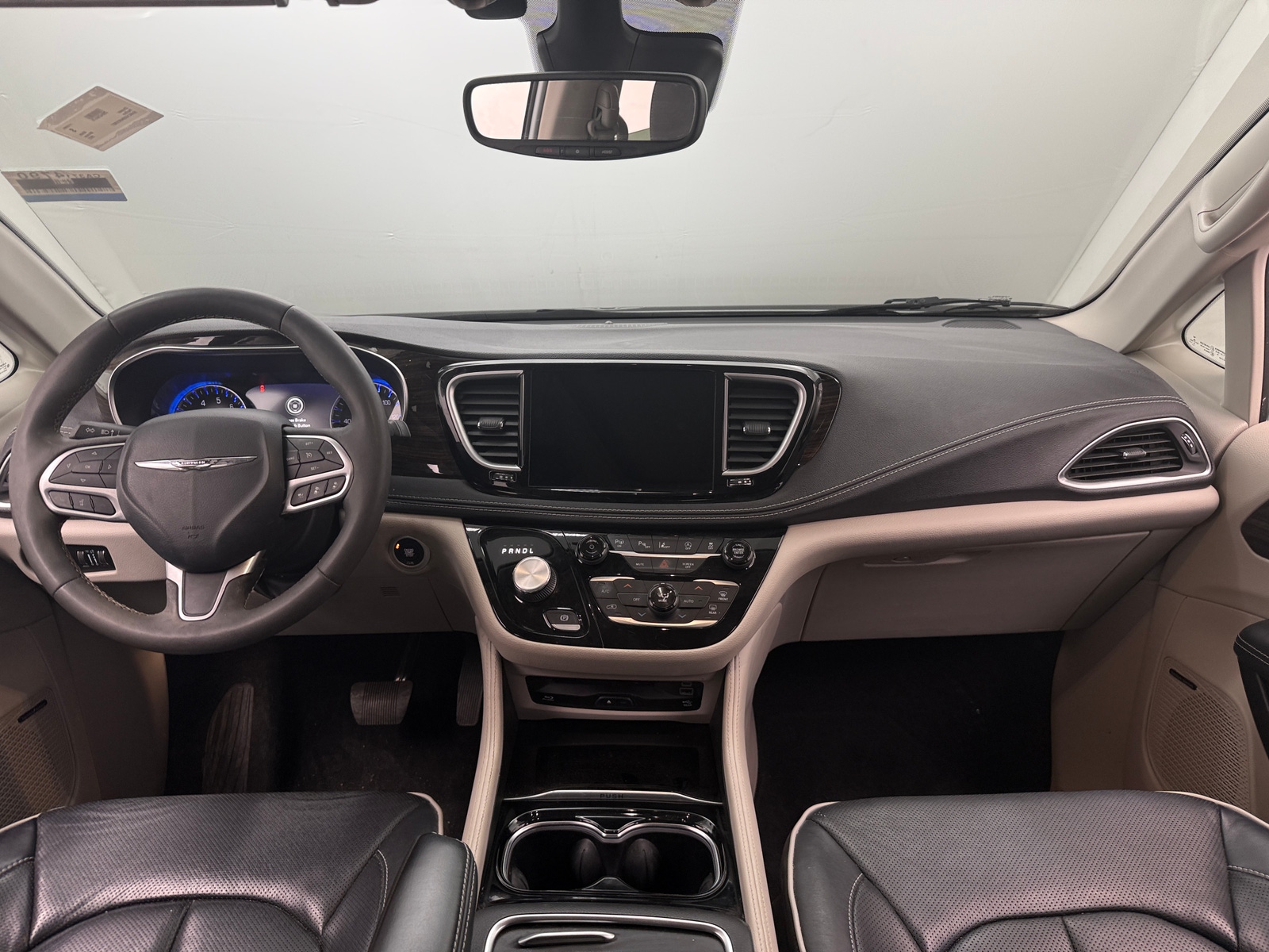 Thumbnail: 2022 Chrysler Pacifica - 2