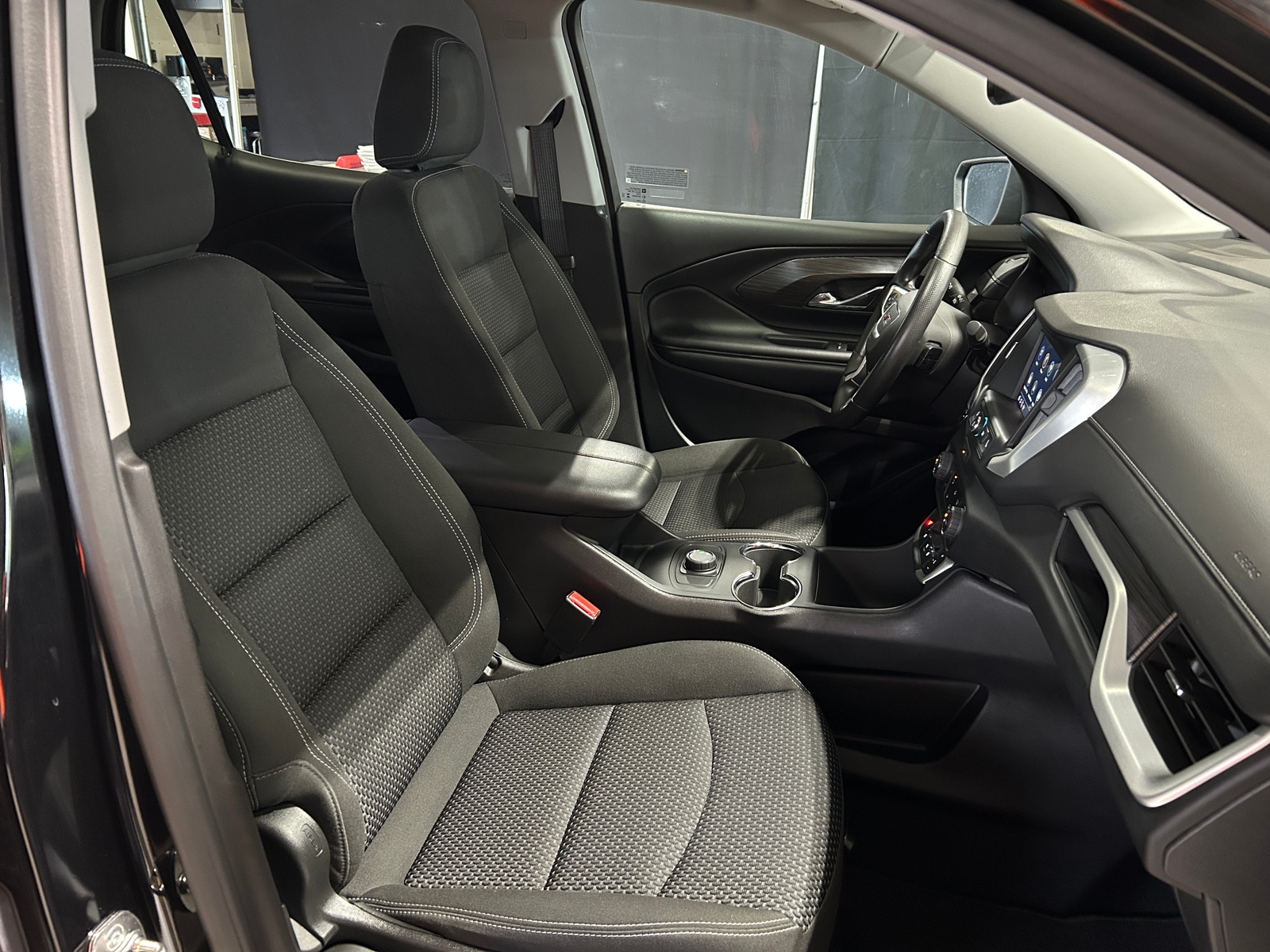 Thumbnail: 2024 GMC Terrain - 2