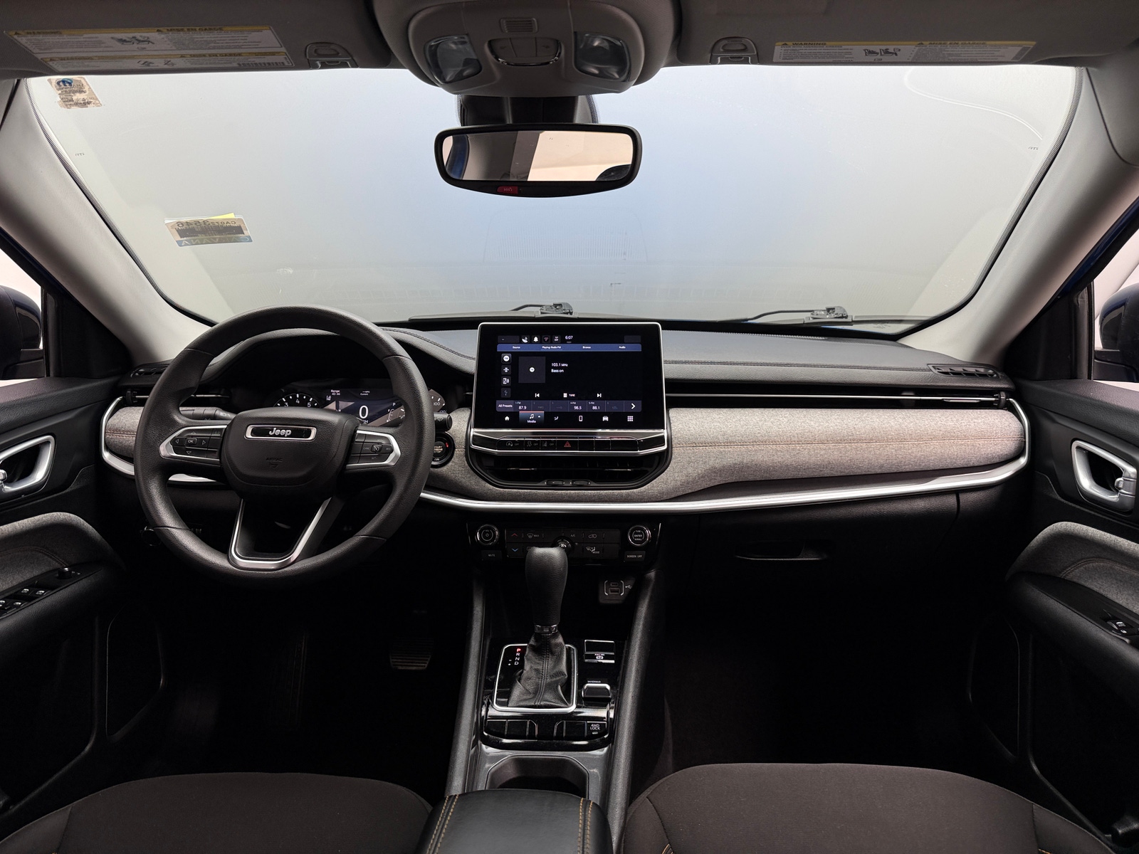 Thumbnail: 2022 Jeep Compass - 3