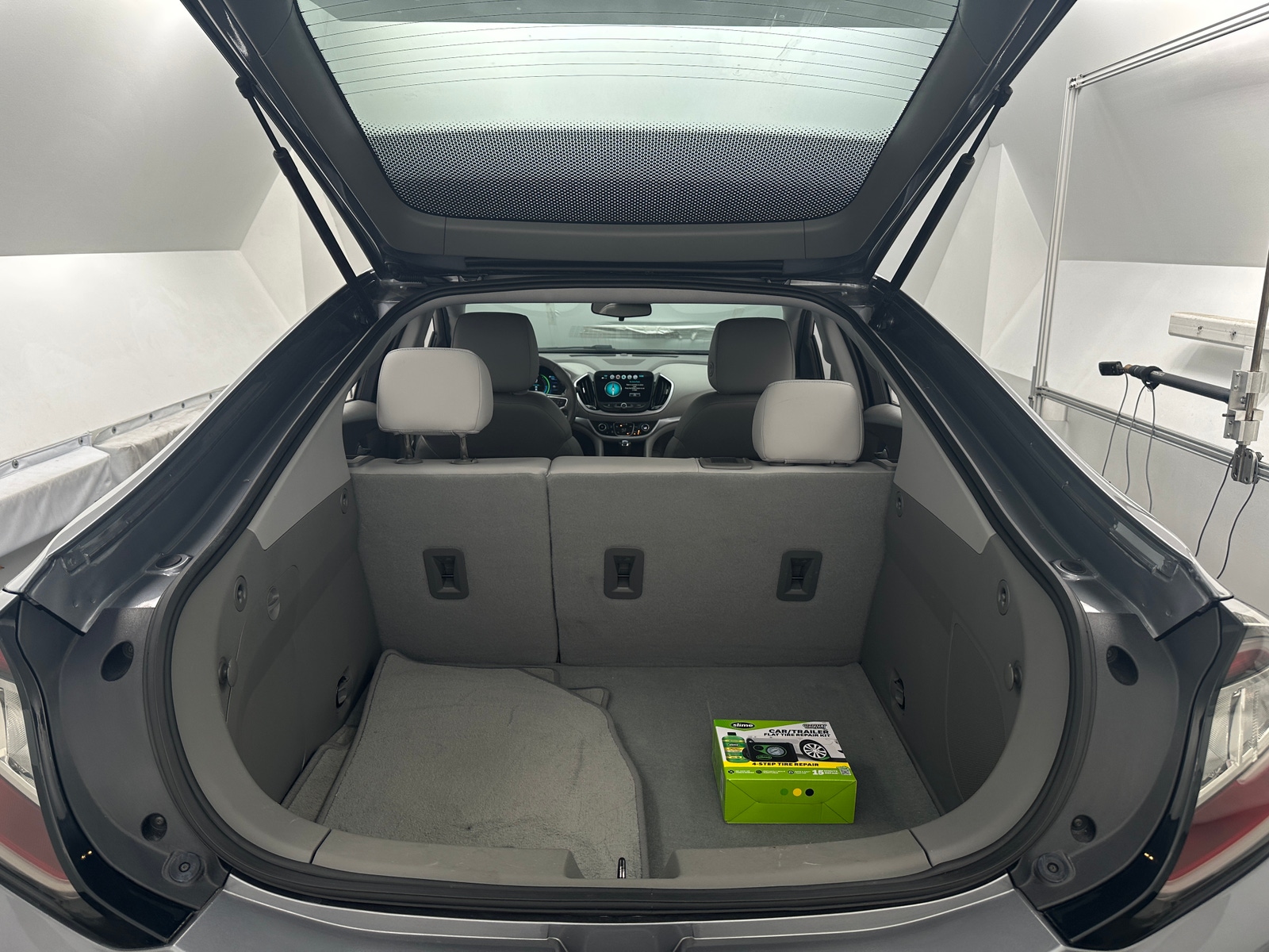 Thumbnail: 2018 Chevrolet Volt - 7