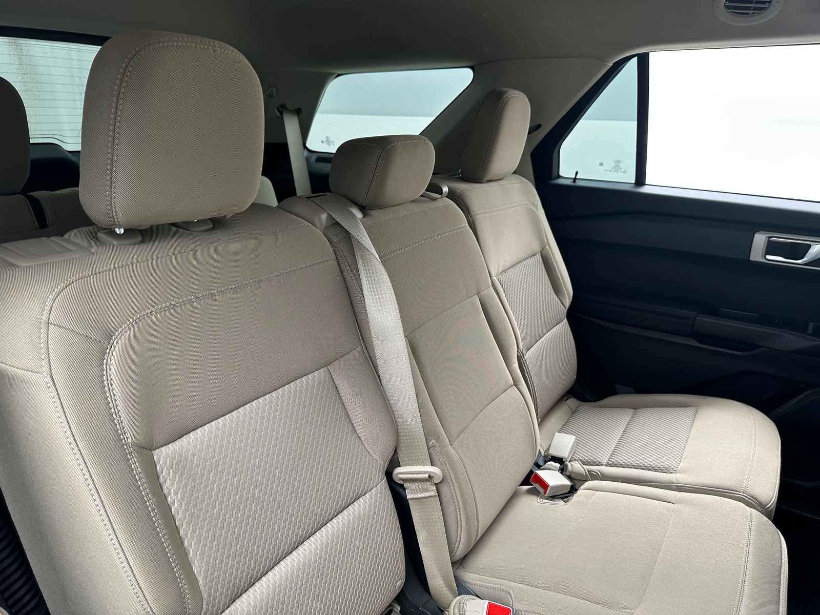 Thumbnail: 2021 Ford Explorer - 6