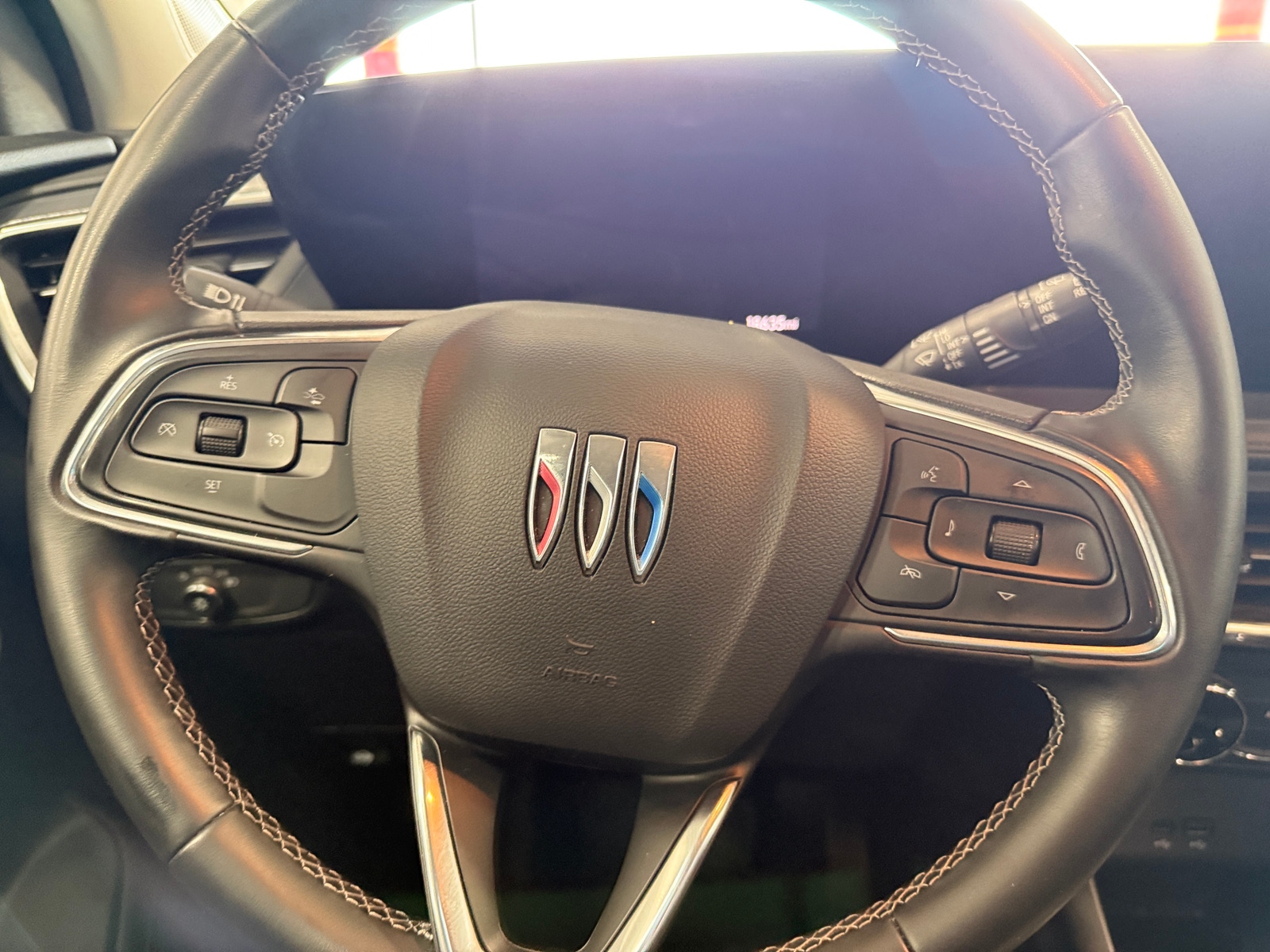 Thumbnail: 2025 Buick Encore GX - 5